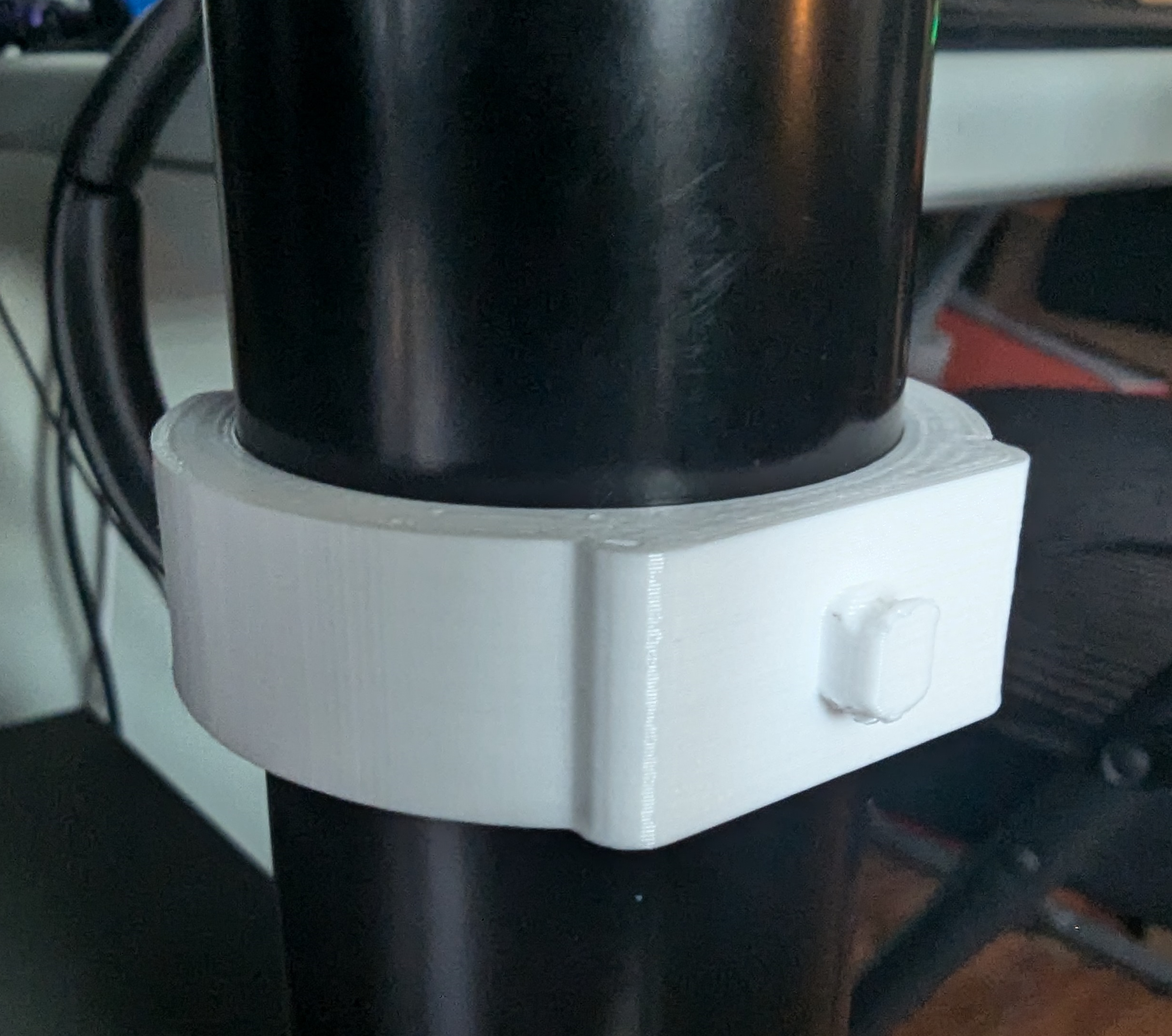 Underware - IKEA Adils Leg Clip