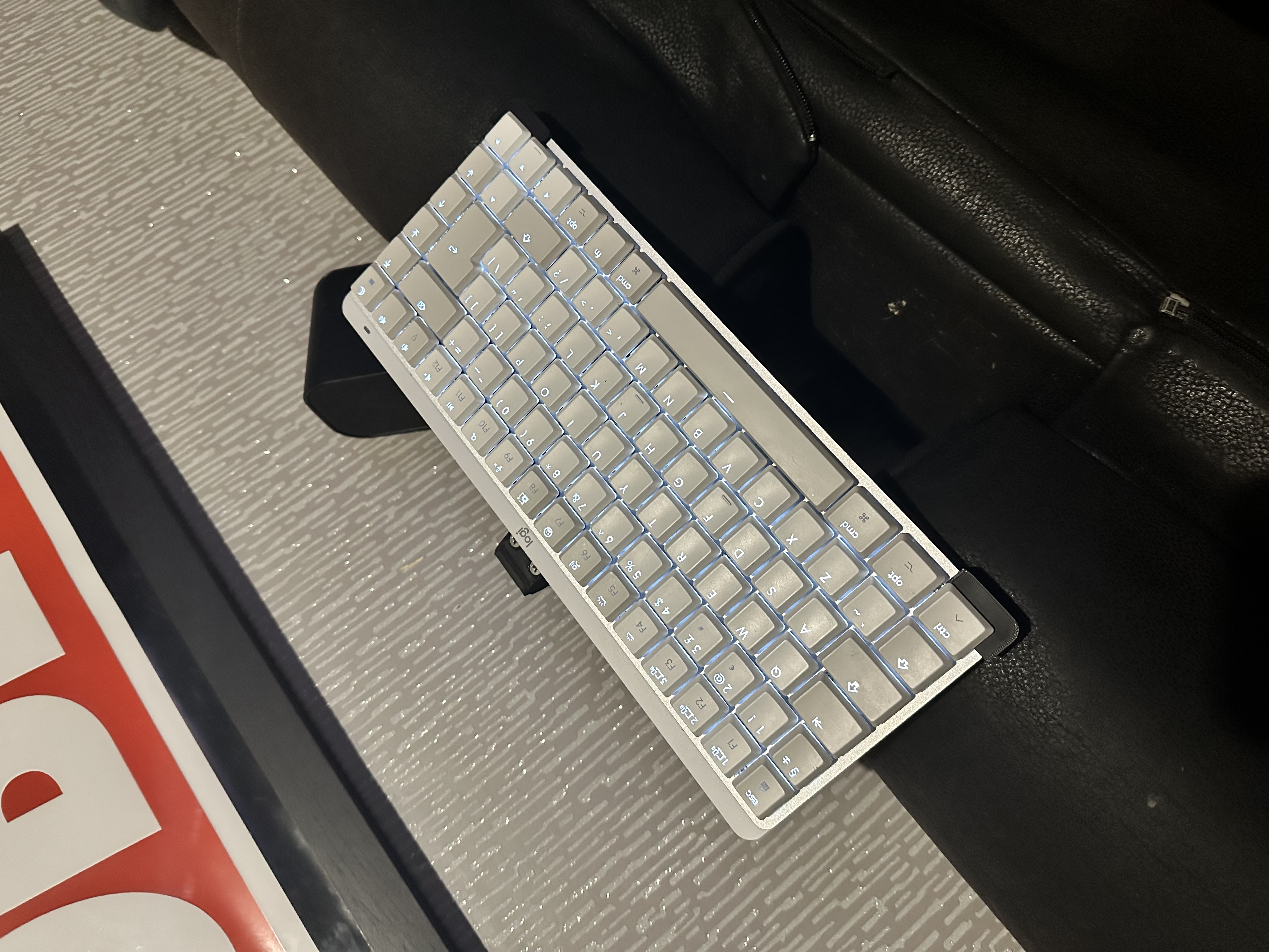 Logitech Mechanical Mini Keyboard Mount