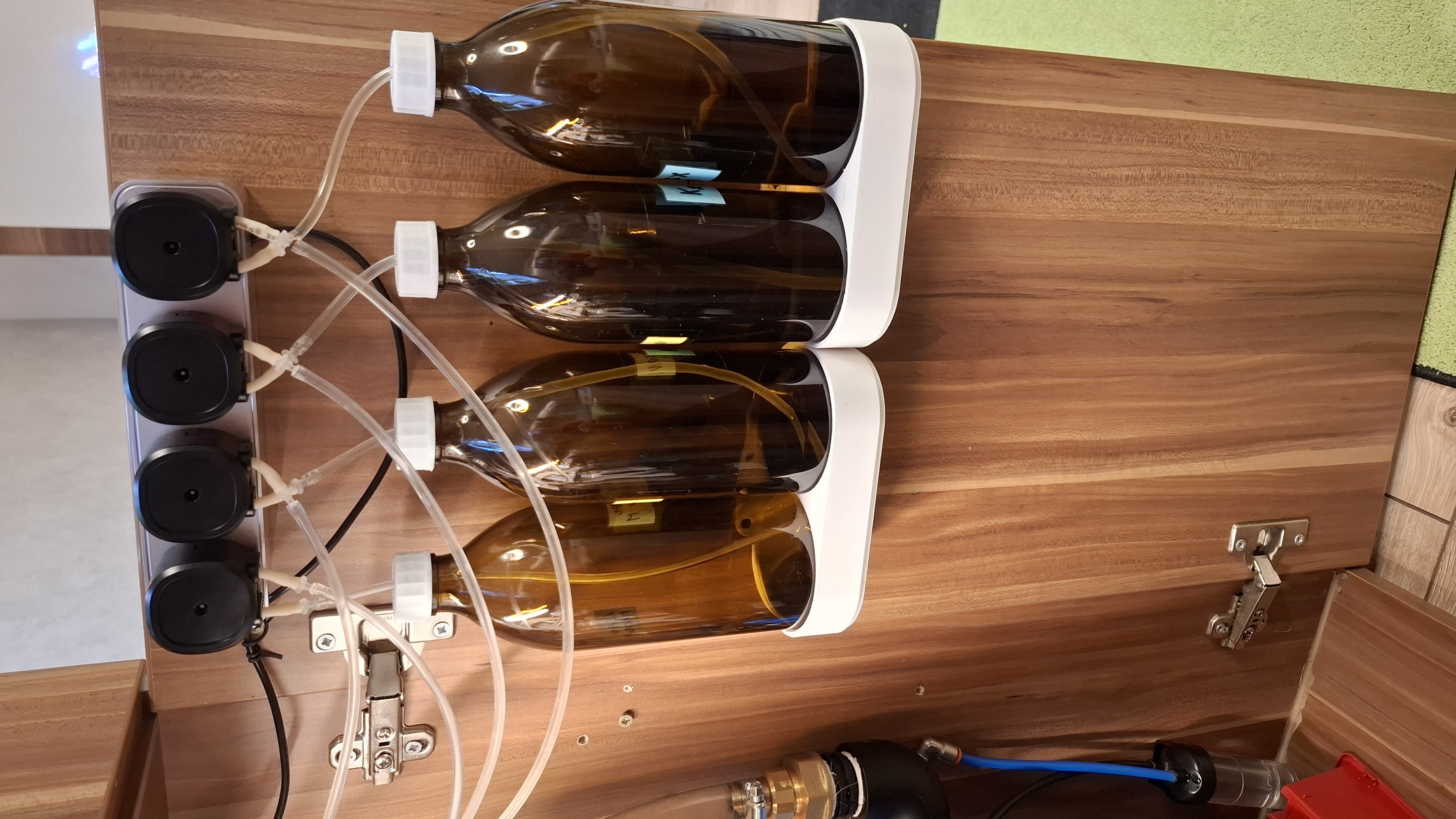 Stock solution bottle holder for automatic dosing system — miniatura 2