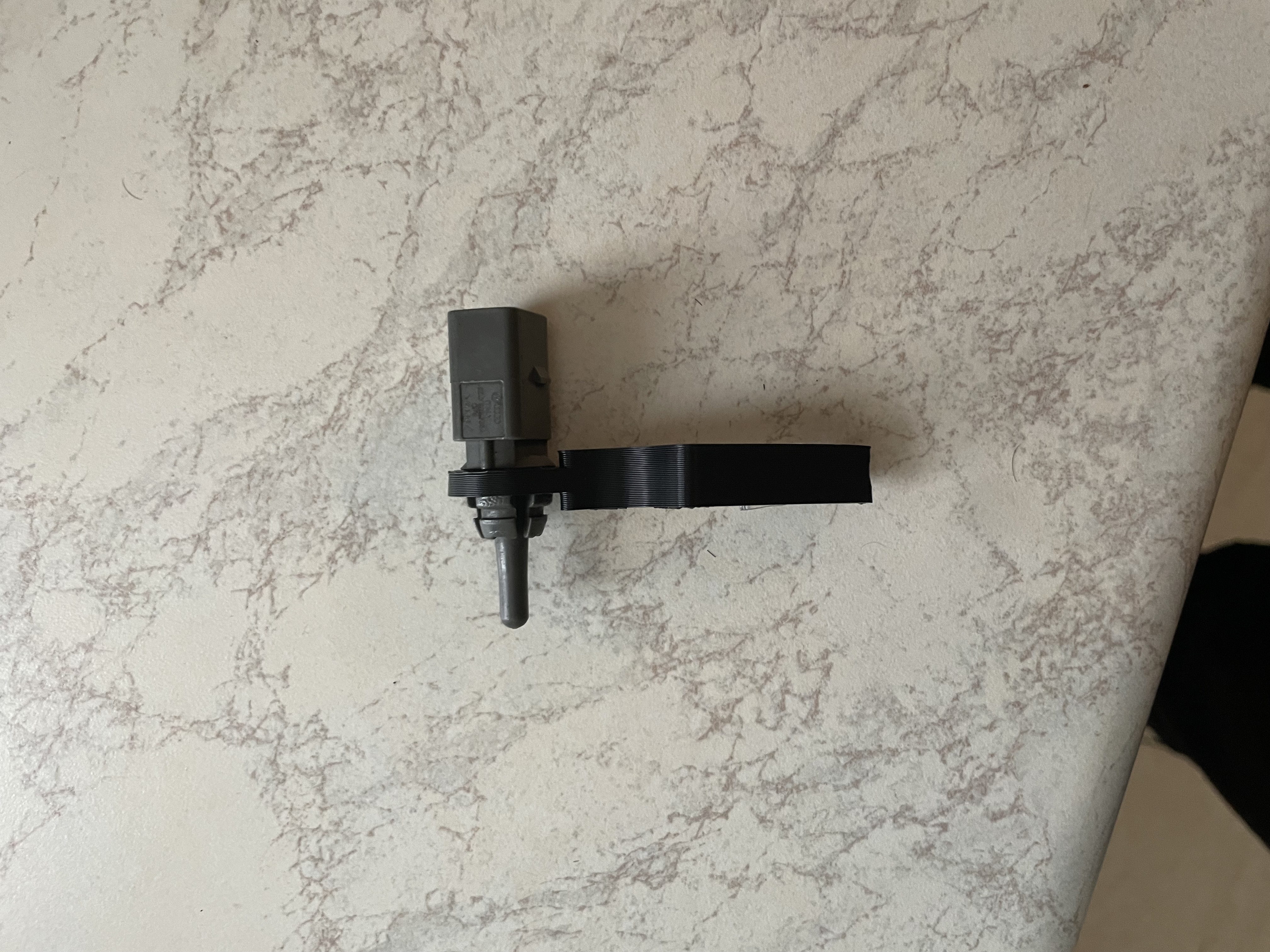B9 Audi External Air Temp Sensor Bracket — miniatura 2