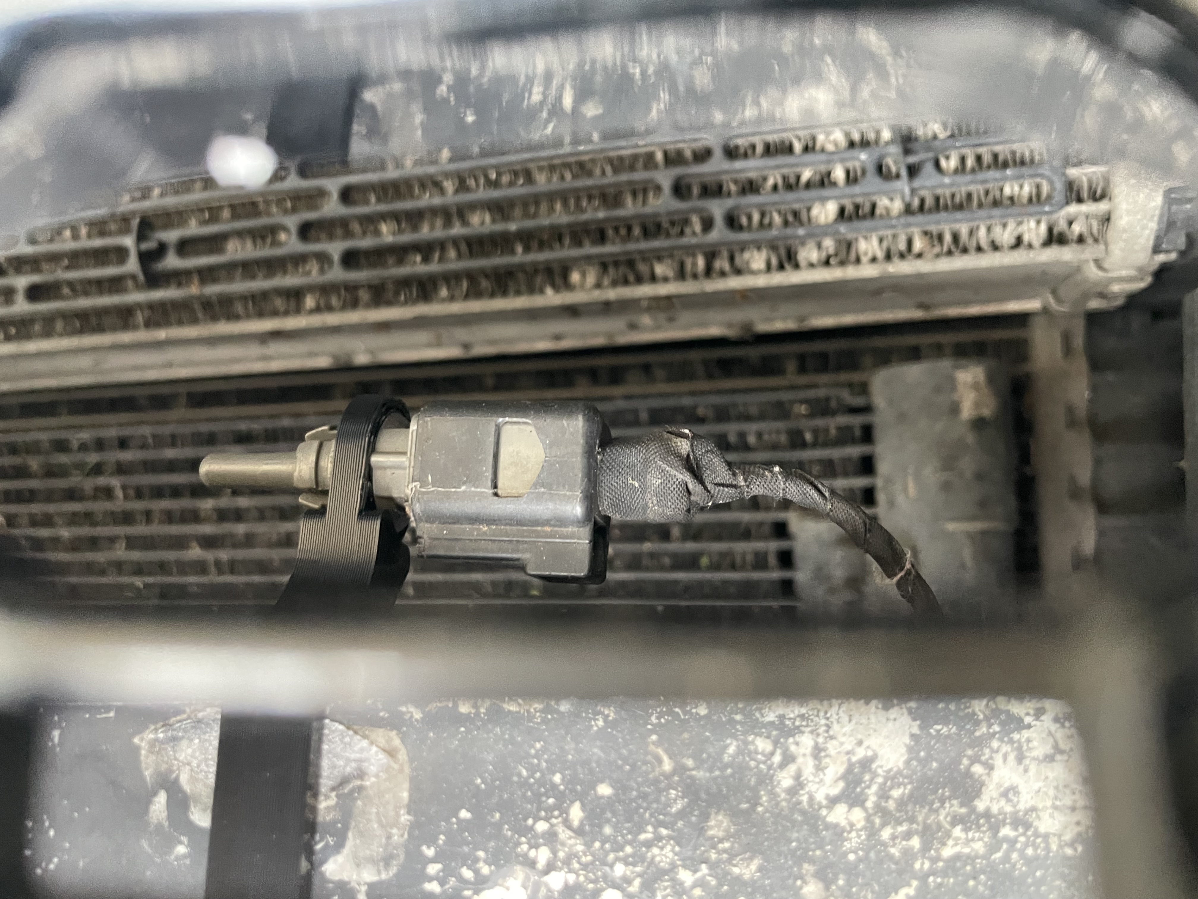 B9 Audi External Air Temp Sensor Bracket