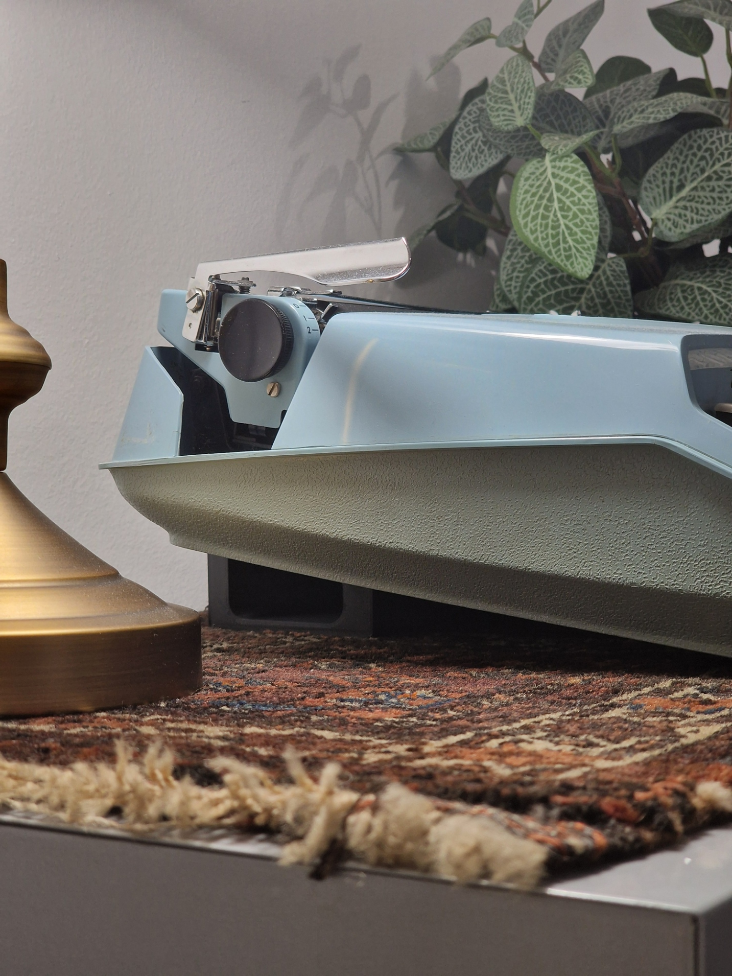 Decorative Typewriter lifter