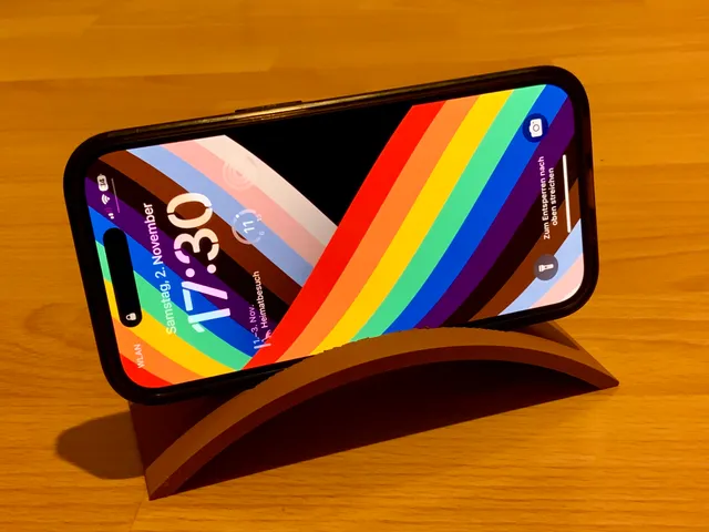 Arco Smartphone Support - Wireless Charger Edition