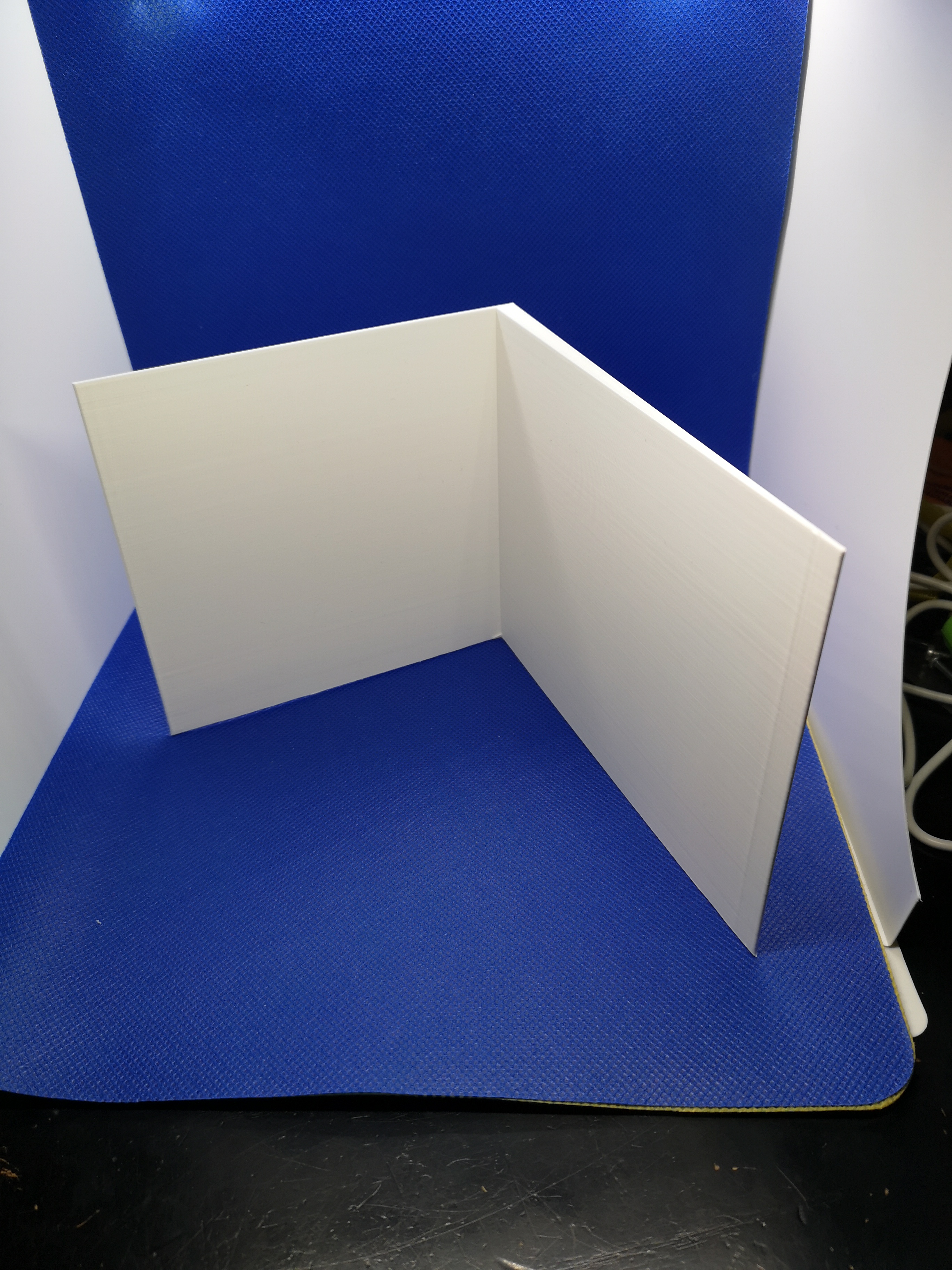 Miniatura 2 do modelo 3D Simple bookend