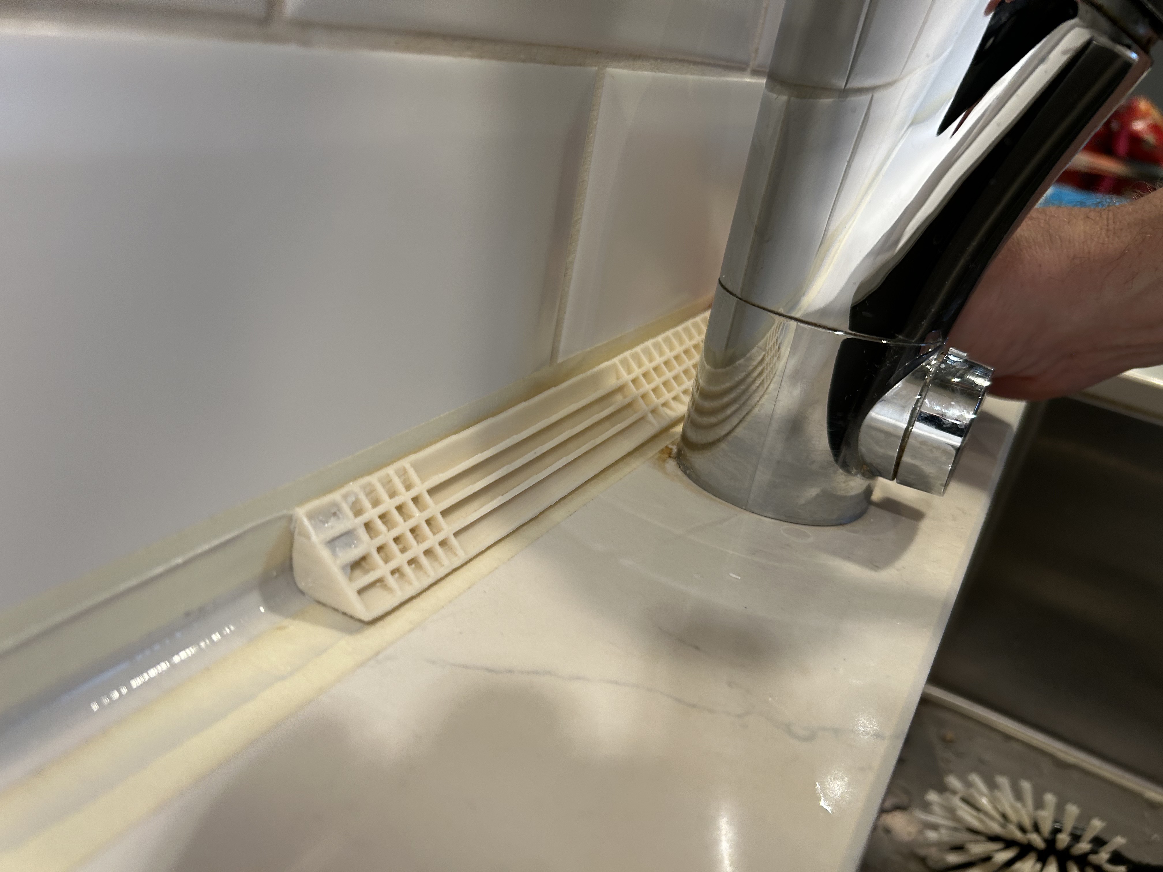 Silicone Caulking Tool for tight Spaces