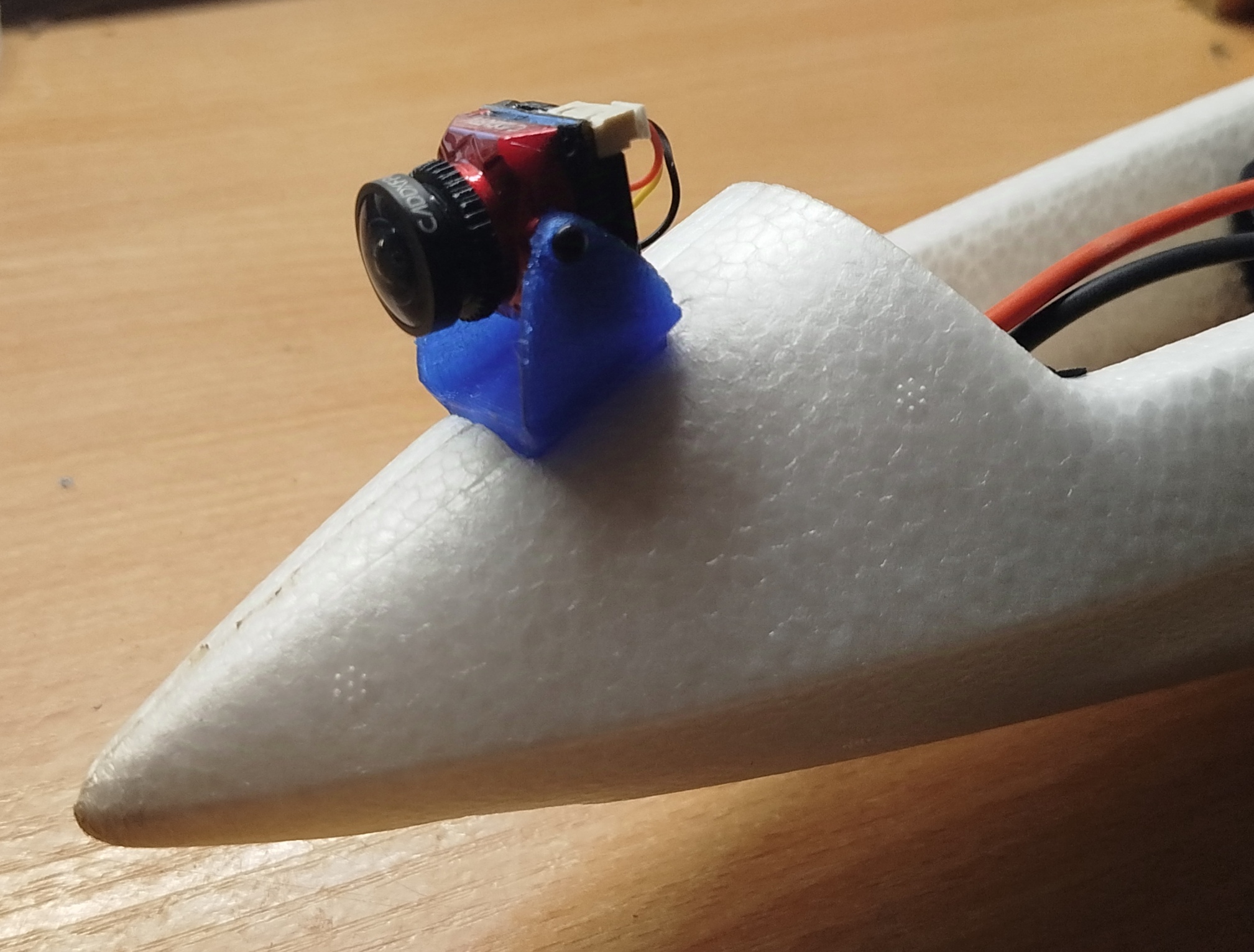 AtomRC Swordfish front cam holder