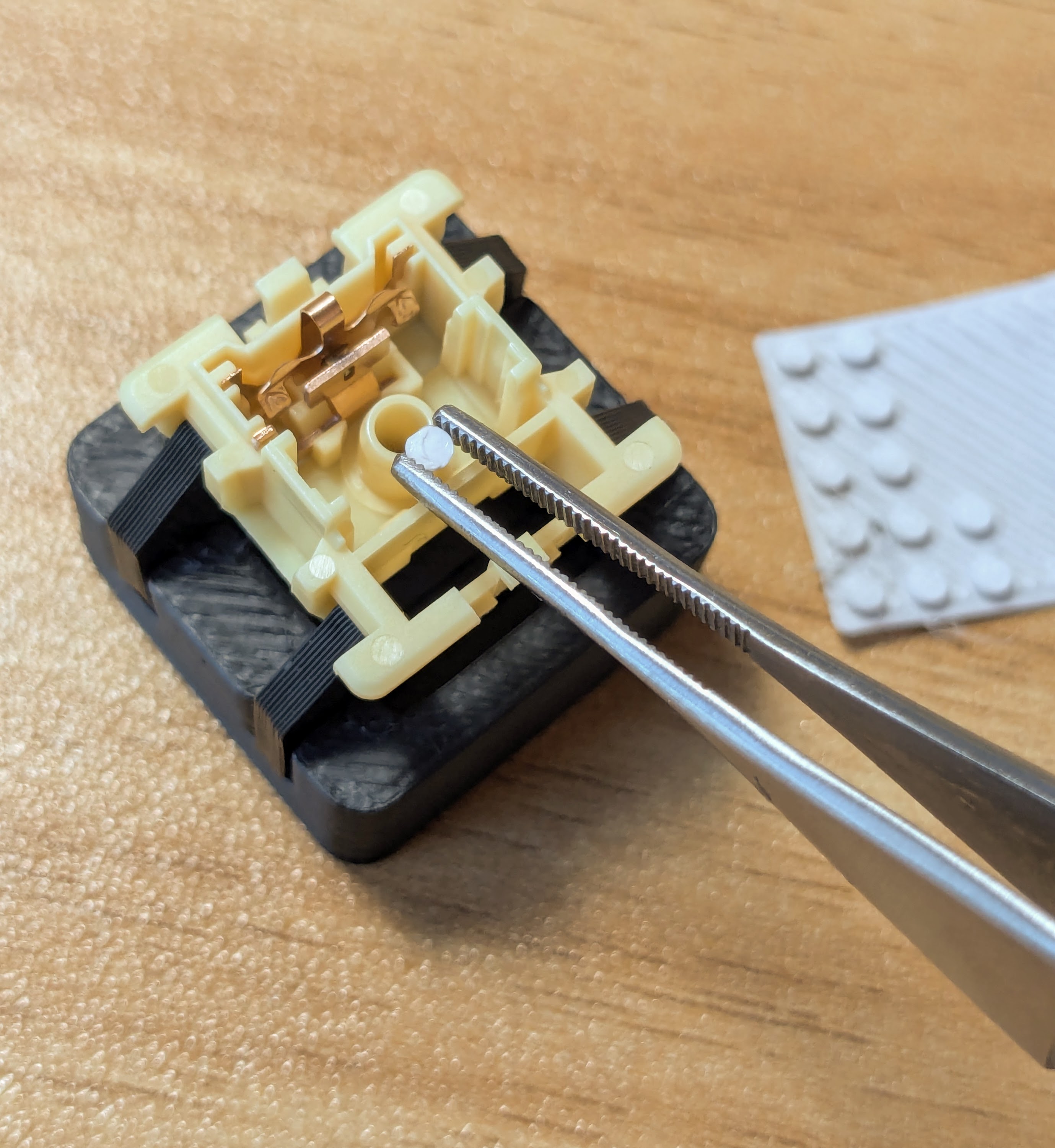 MX / Choc keyswitch travel reducer