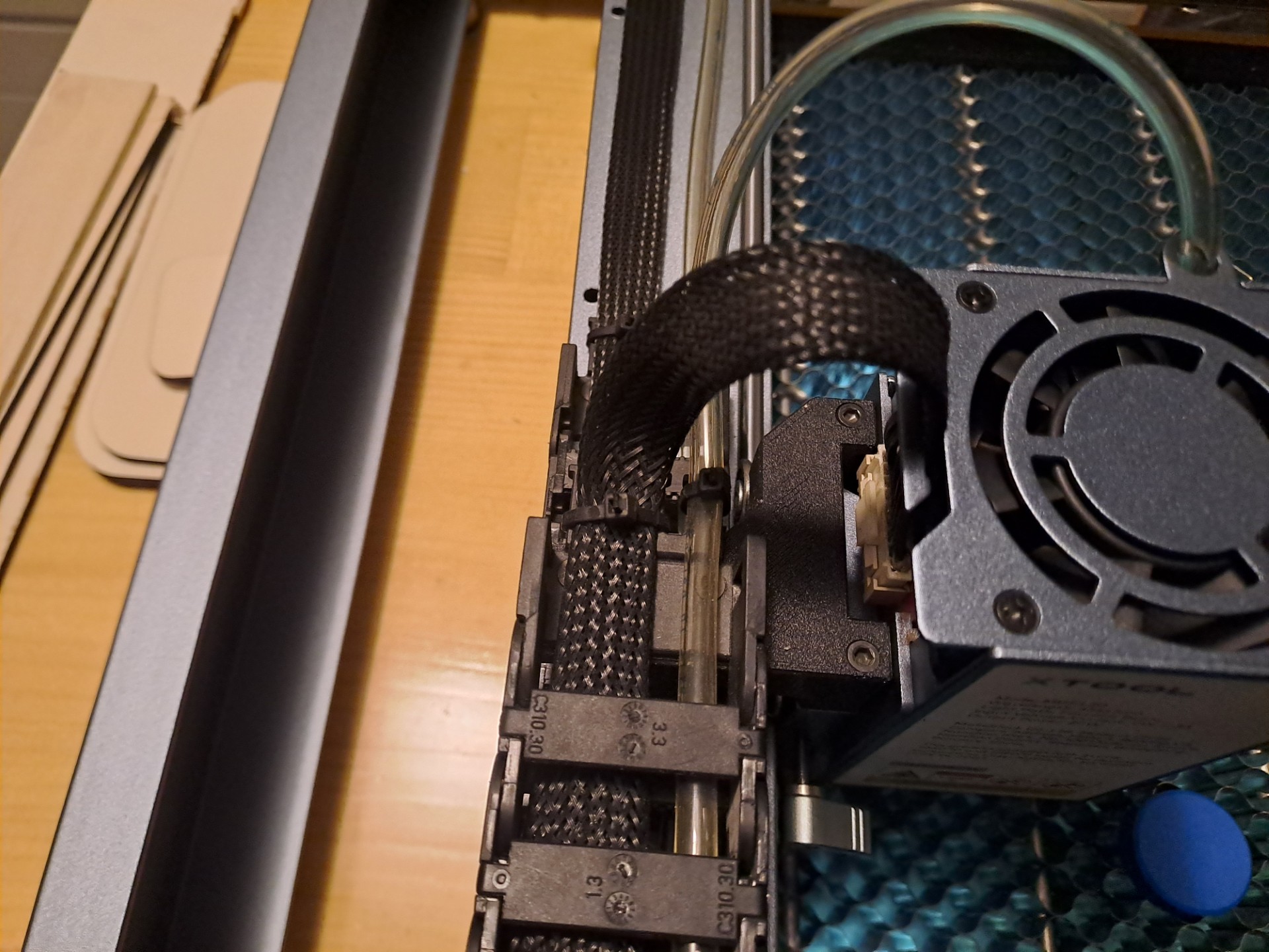 xTool Z axis — thumbnail 3
