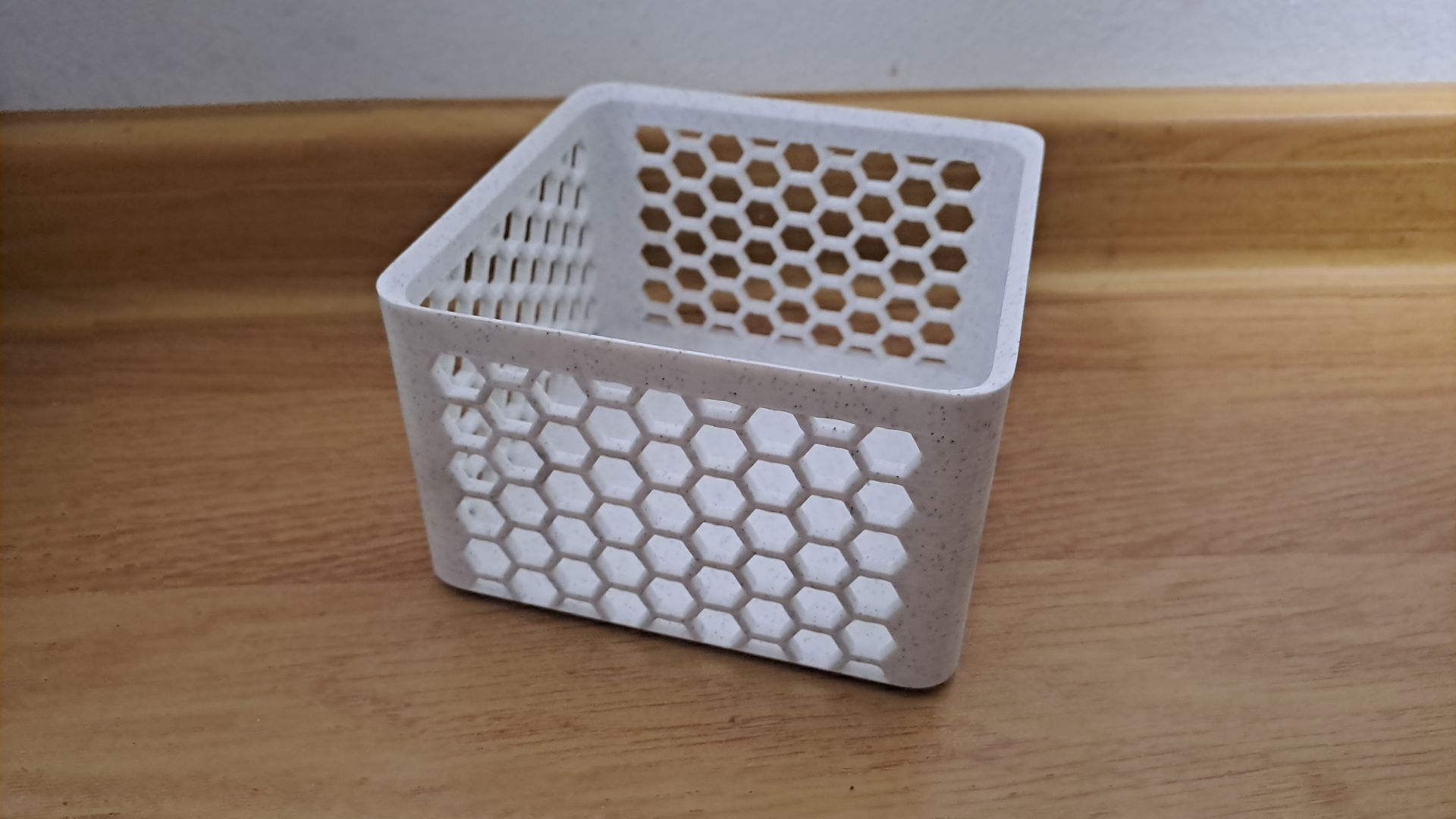 Simple organizer with hexagons grid — miniatura 2