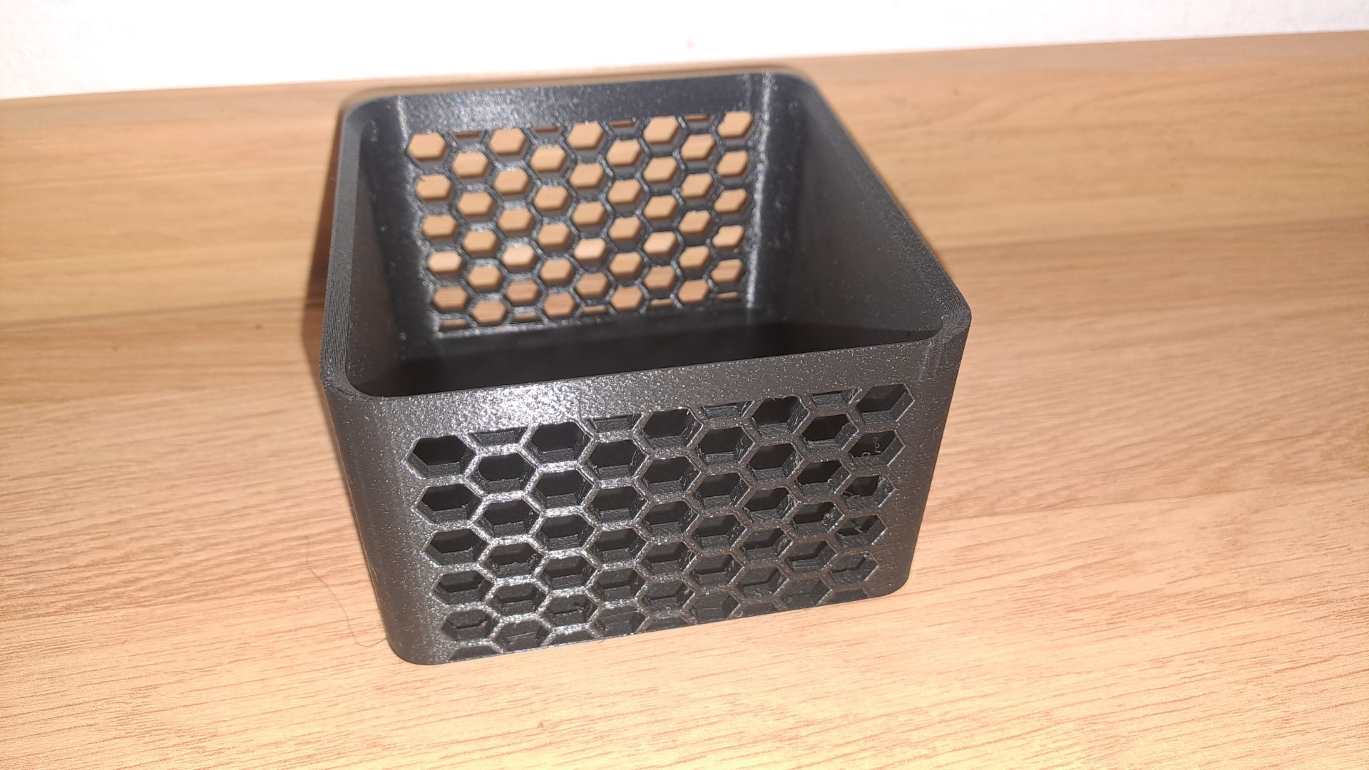 Simple organizer with hexagons grid — miniatura 9