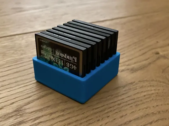 Compact Flash Cards Holder (8 Cards)