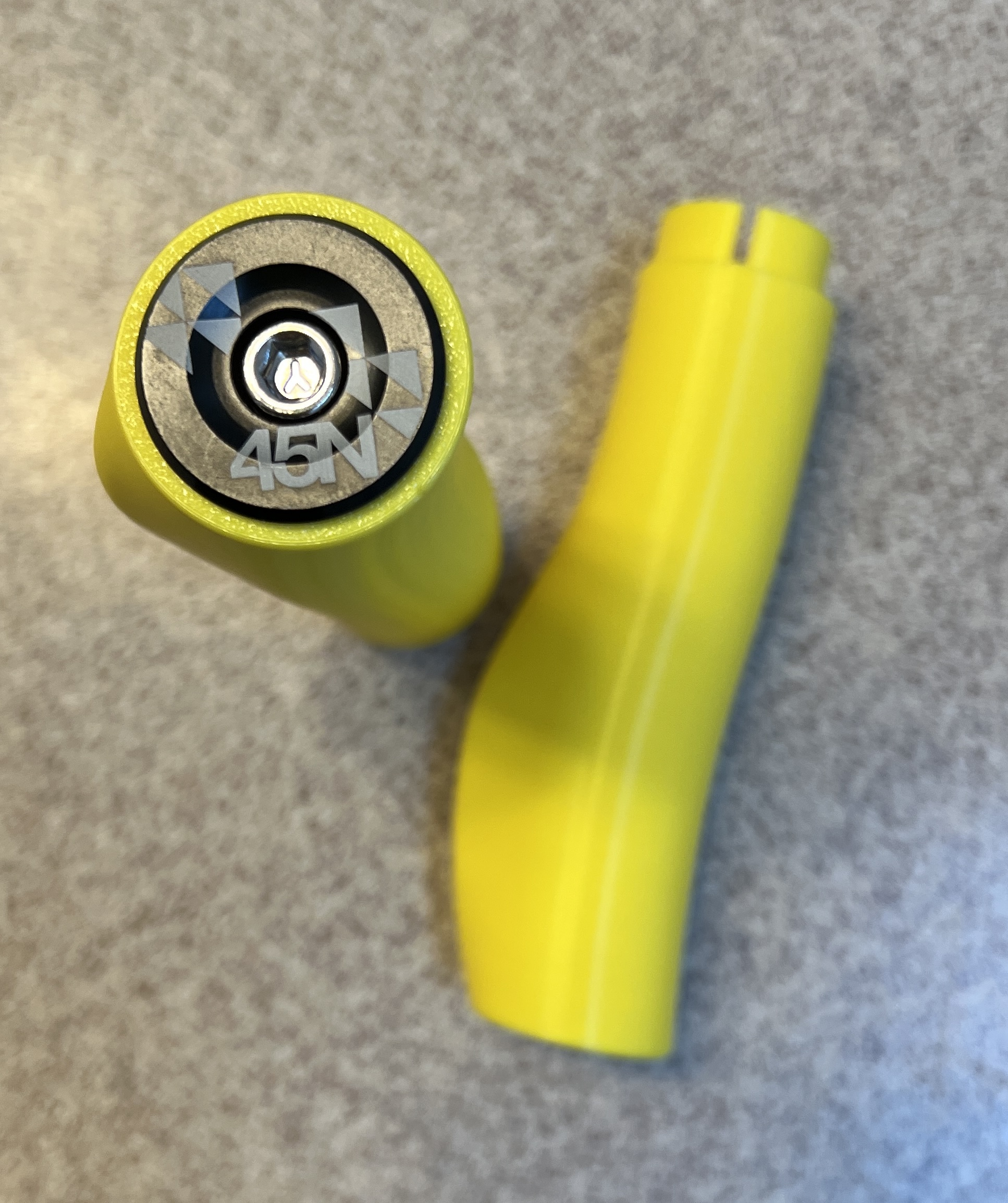 Handlebar Grip with endcap hole