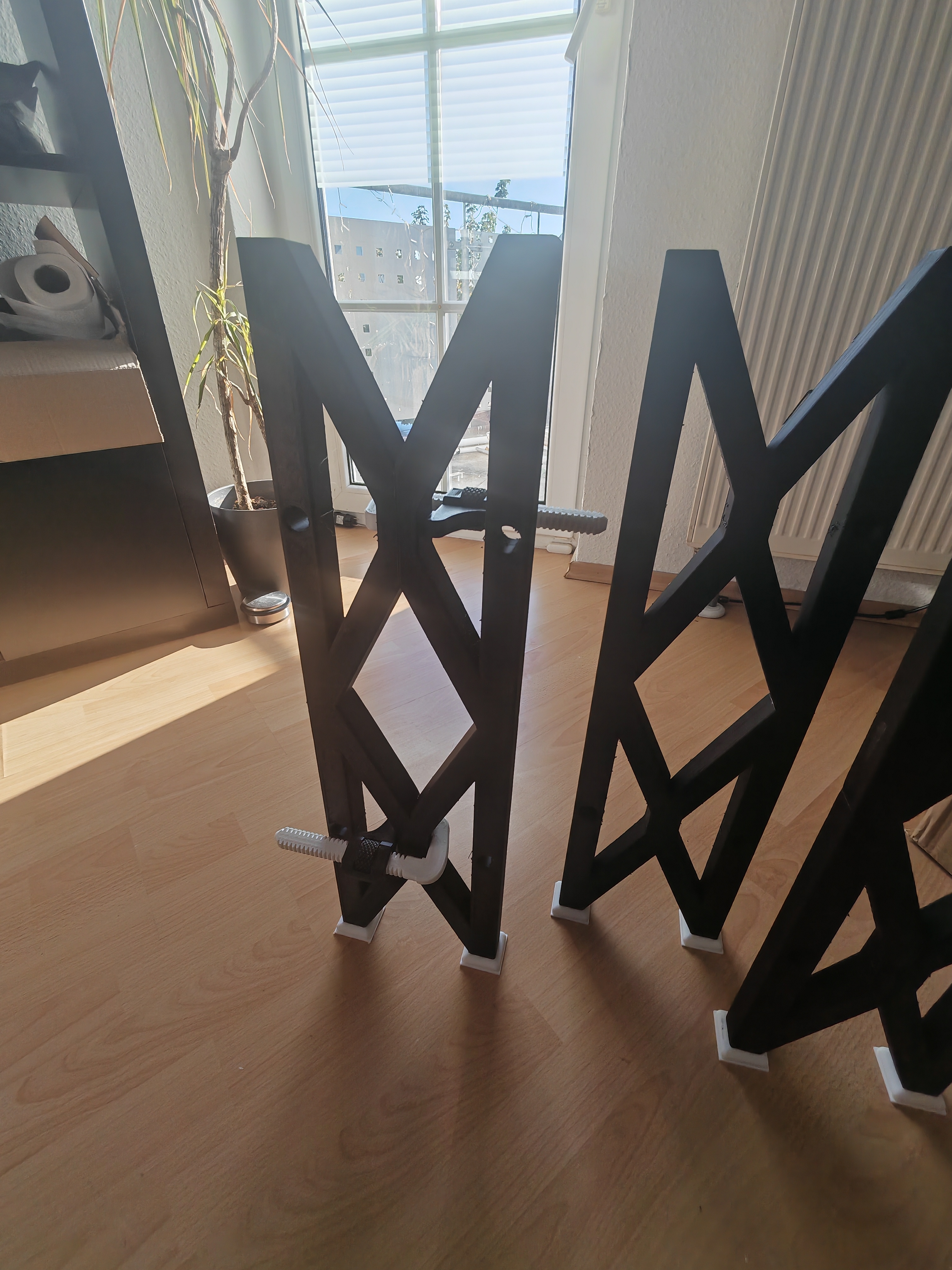 Miniatura 2 do modelo 3D Stackable and Resizeable Filament Shelf / Rack