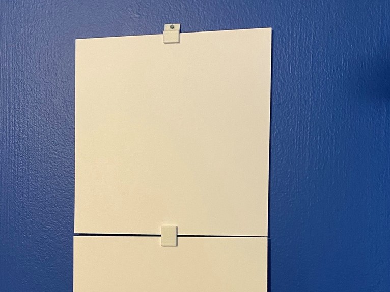 Hanging Wall Photo Grip Clip