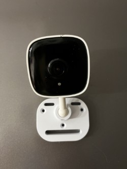 Tapo camera C100, C60, C110 mount for each surface.