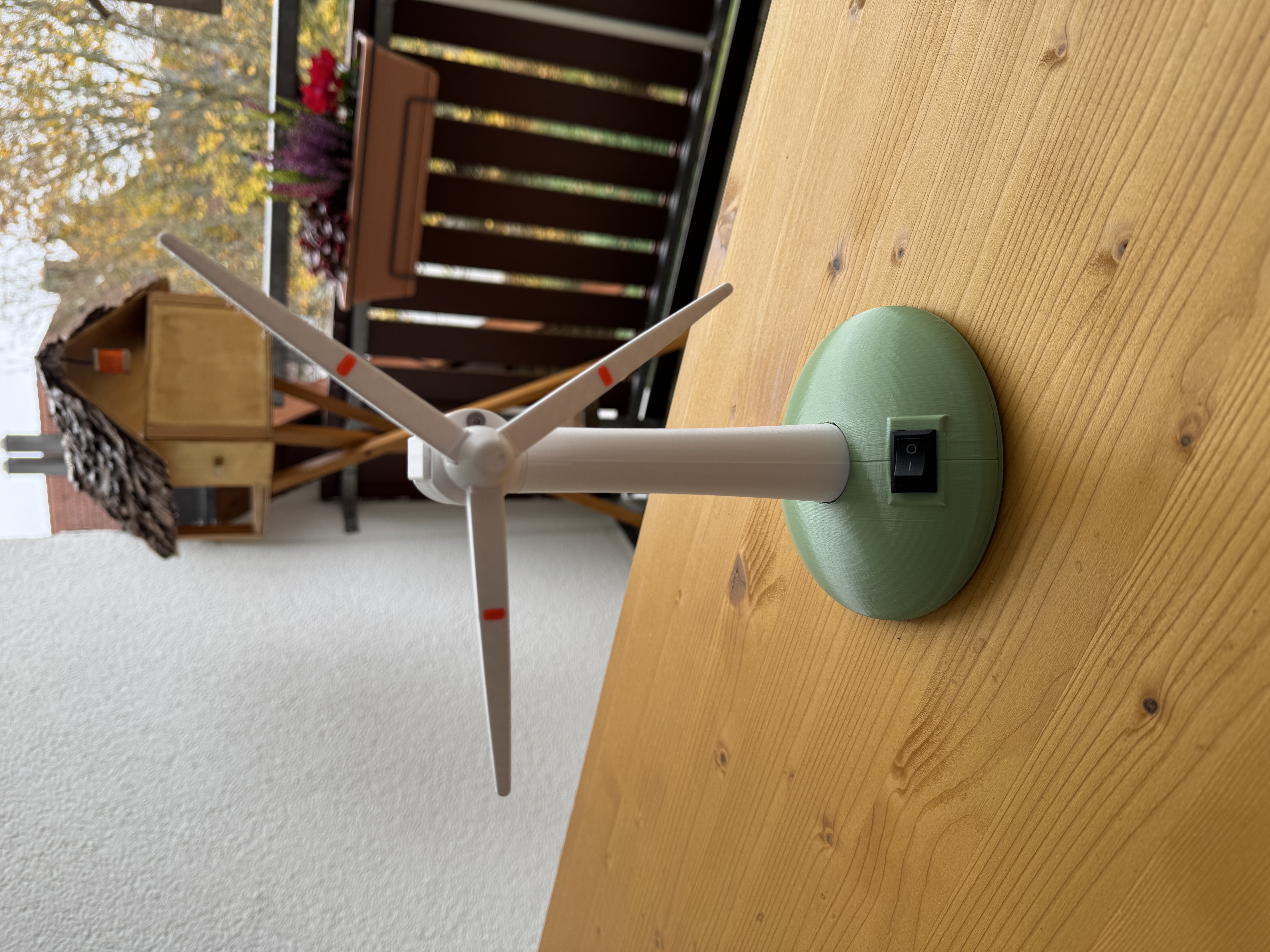 Windrad / Wind turbine