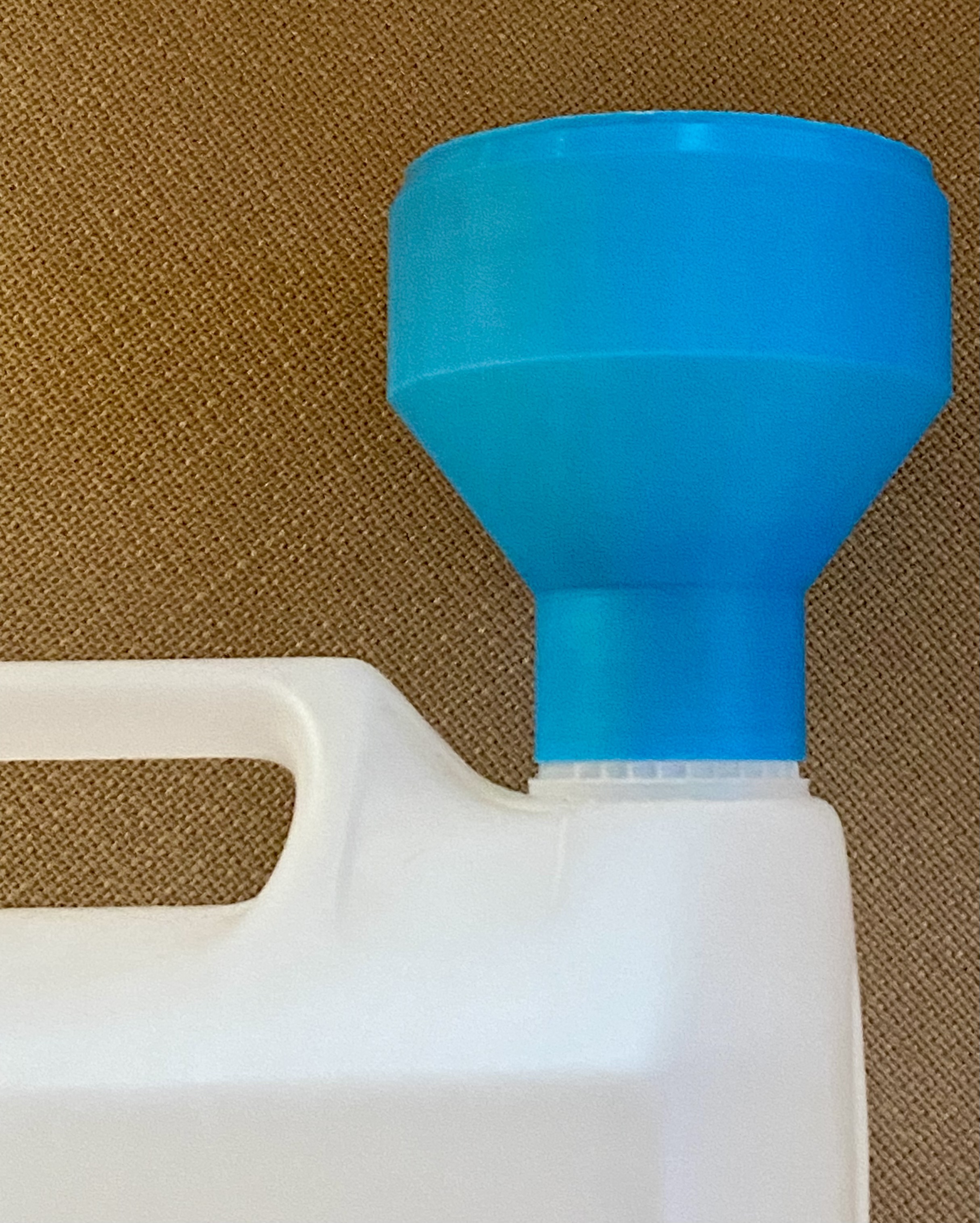 Funnel with threaded sleeve for jug