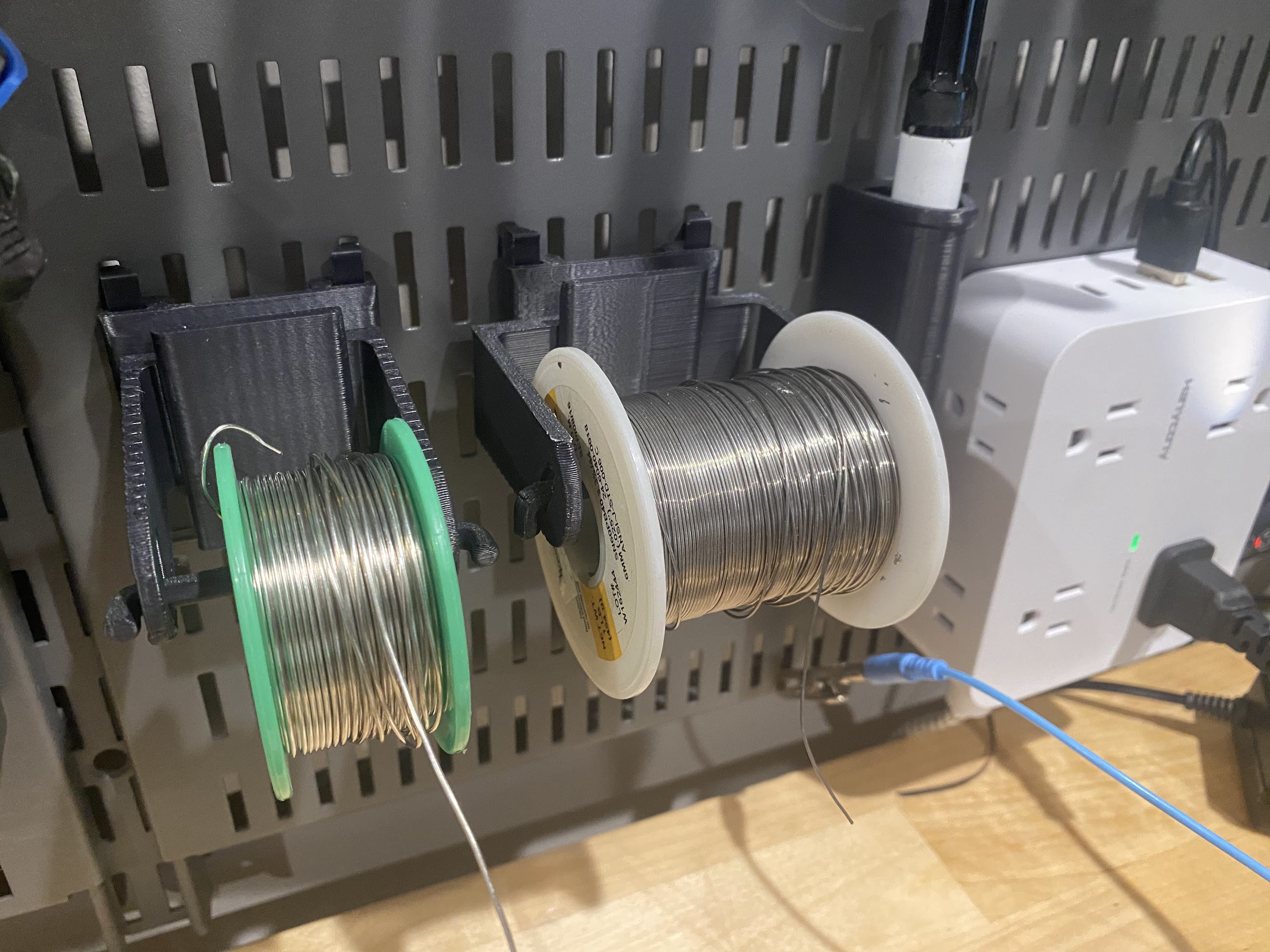 Elfa solder spool support