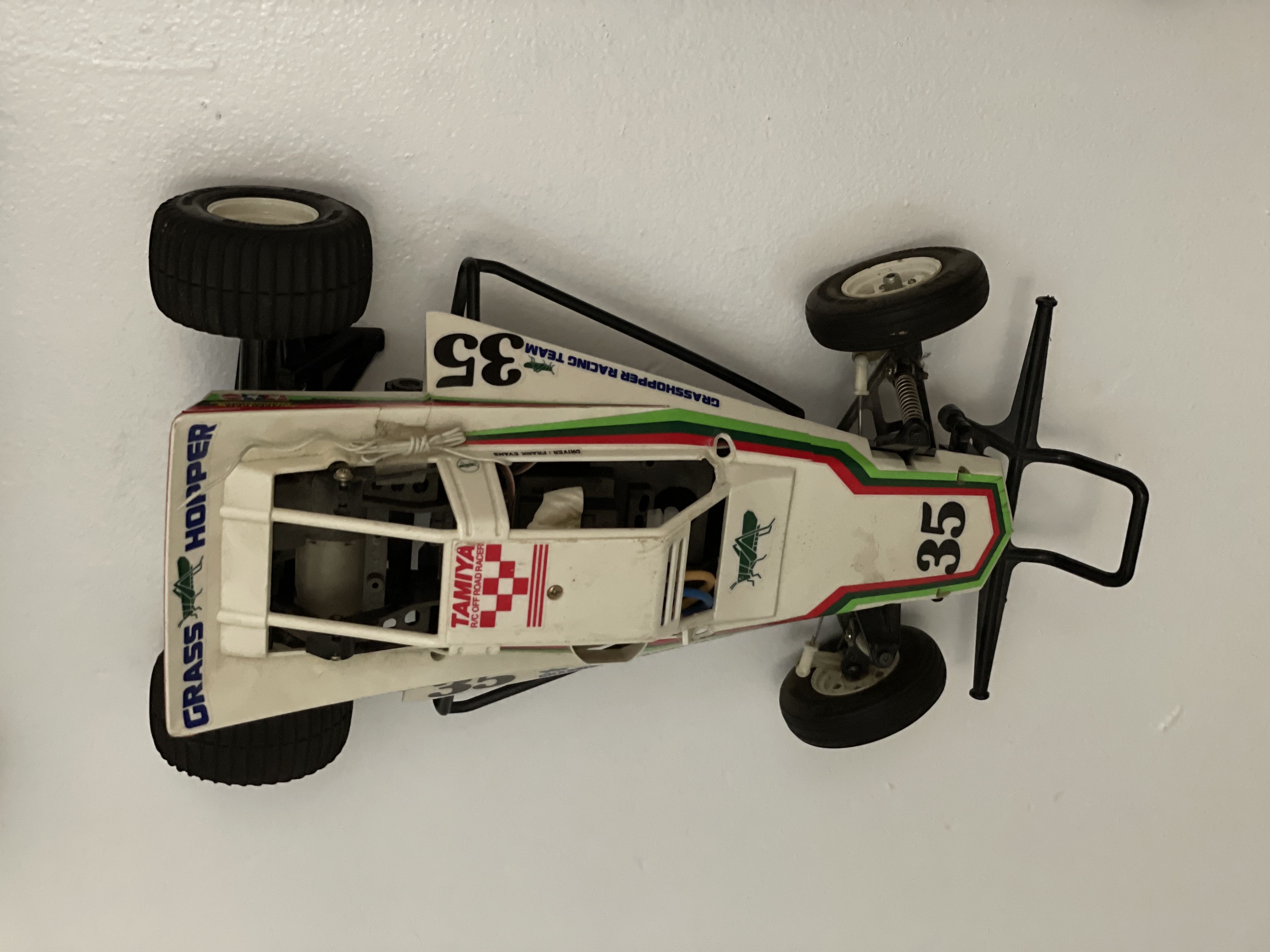 Wall hanger for Tamiya Grasshopper 1/10 buggy