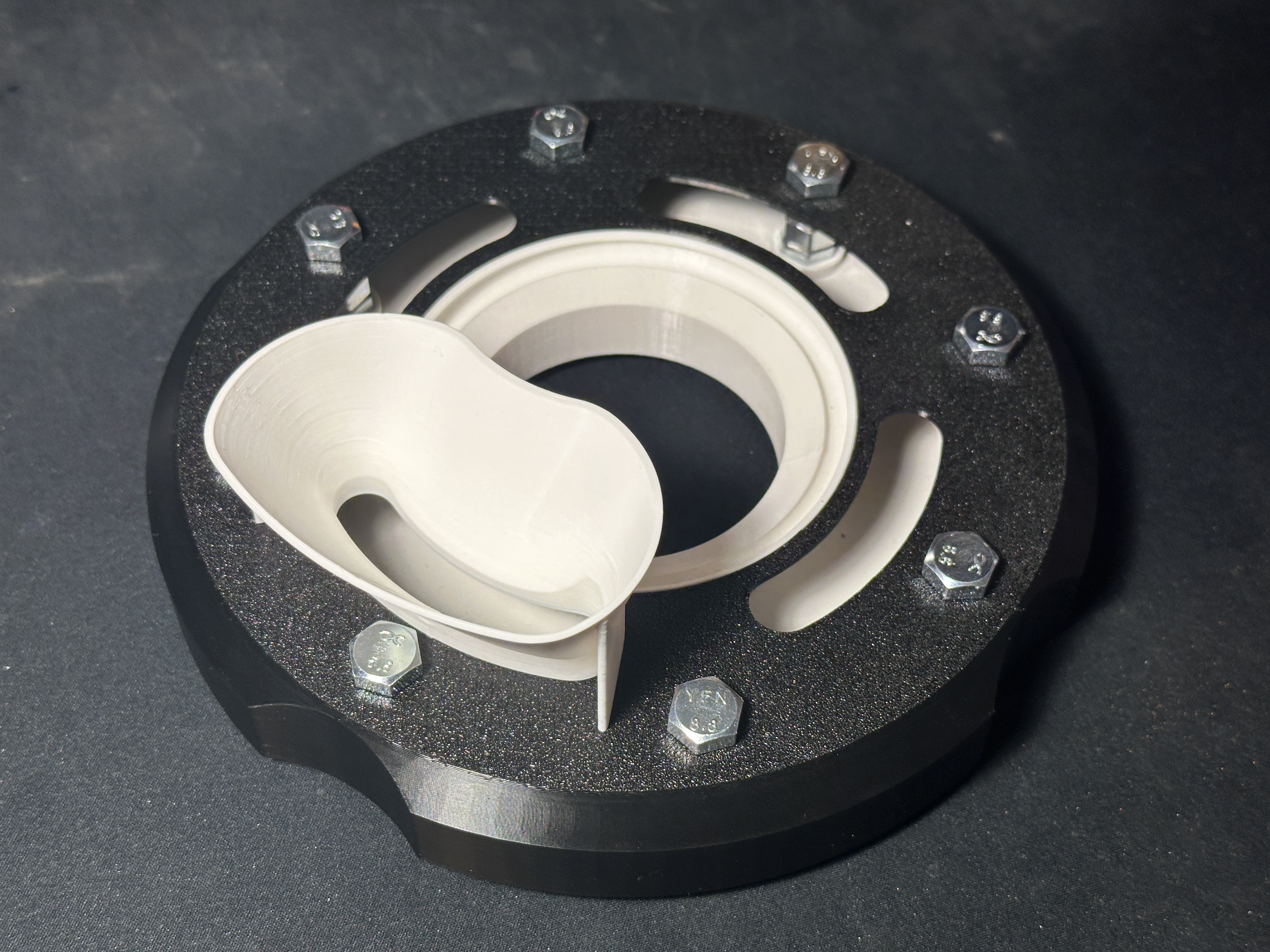 Helper funnel for both small and XL Open Ball bases