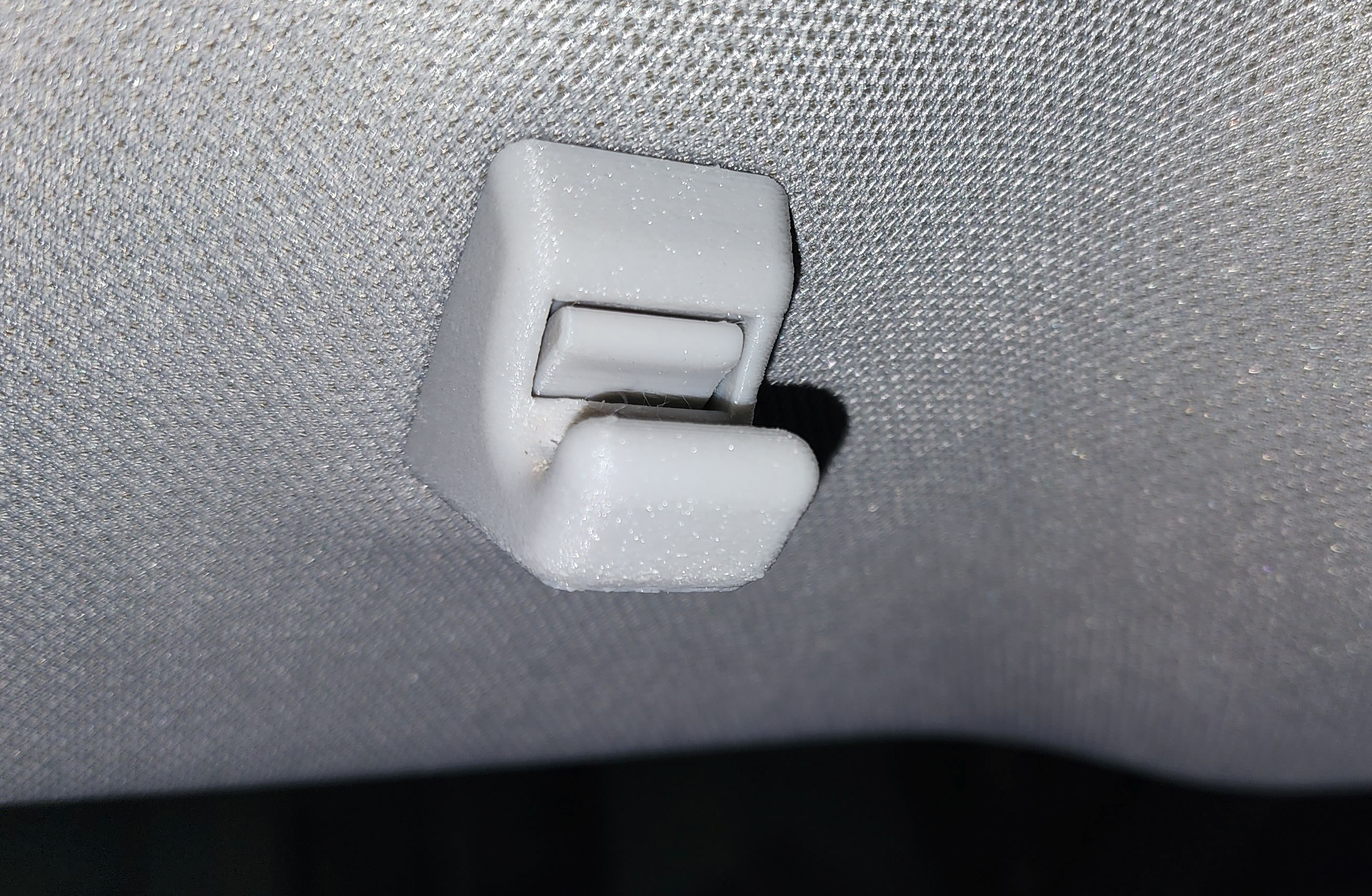 Chevy Volt Sunvisor Clip for 2nd Gen (2016 - 2019), replaces GM parts #23438716, #22924162, #22909443