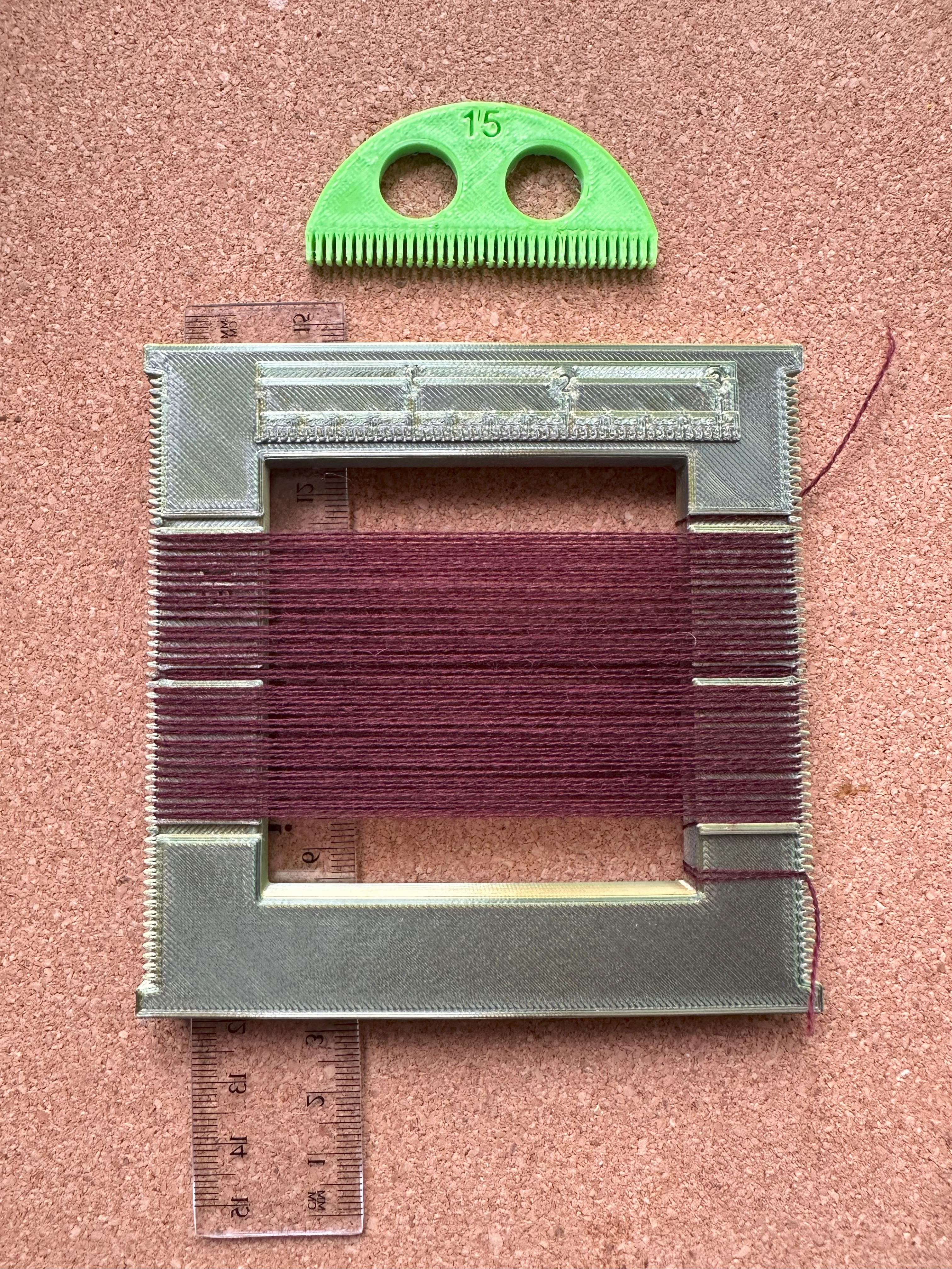 Miniatura 4 do modelo 3D Loom Sampler Frame