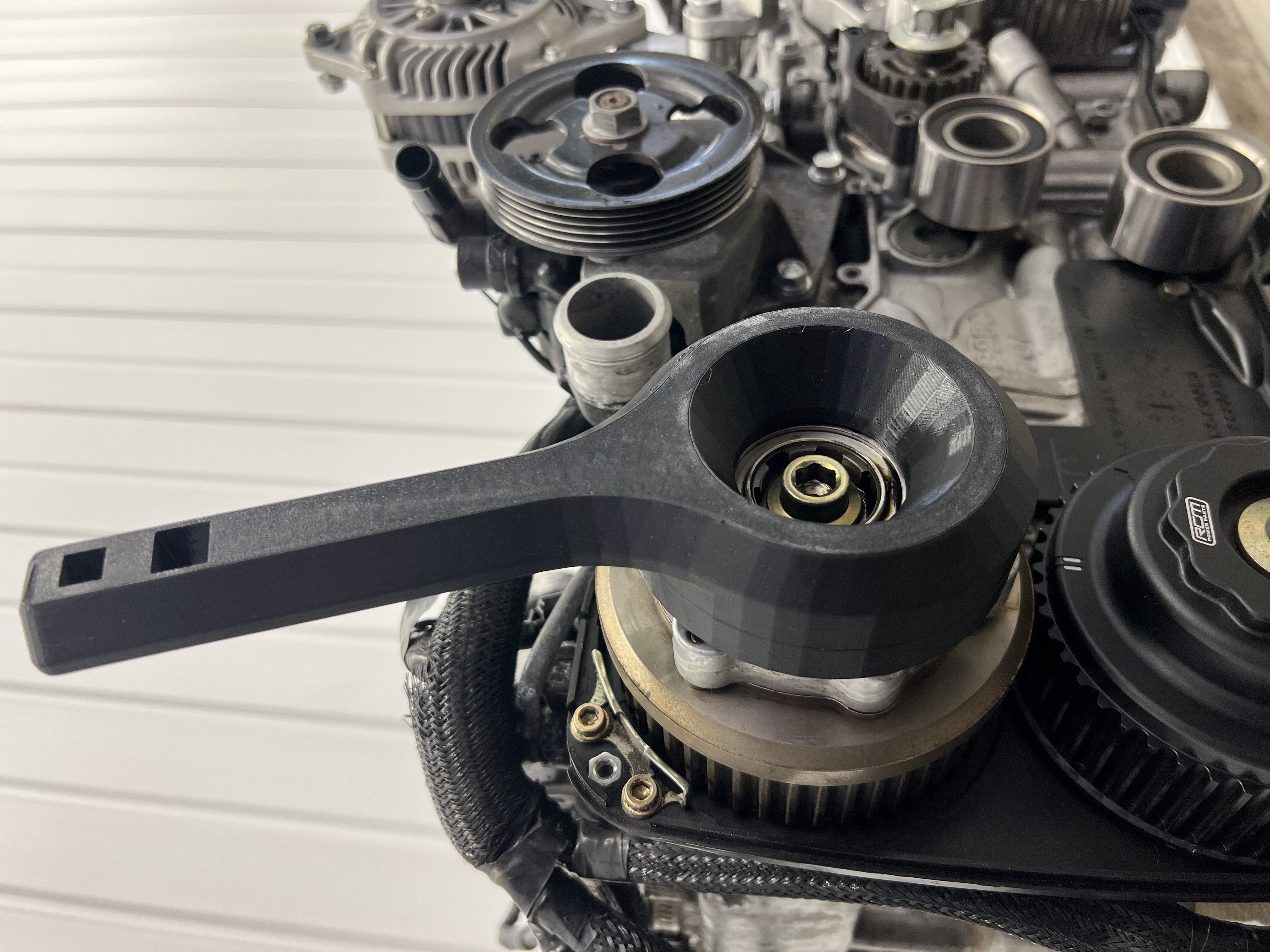 Subaru AVCS intake cam sprocket tool