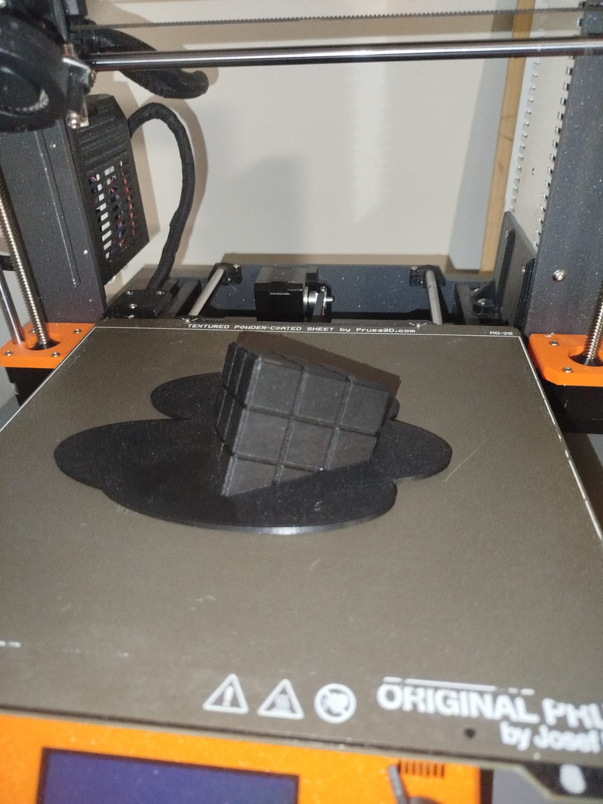 Melted Rubik's Cube — thumbnail 2