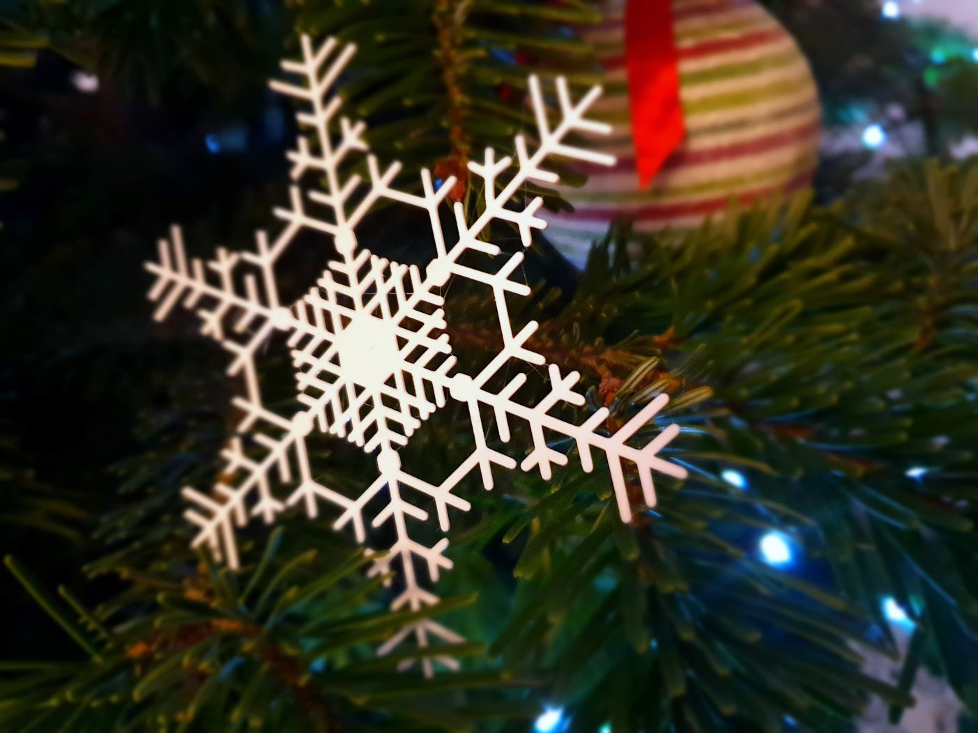 Snowflake Christmas tree decoration