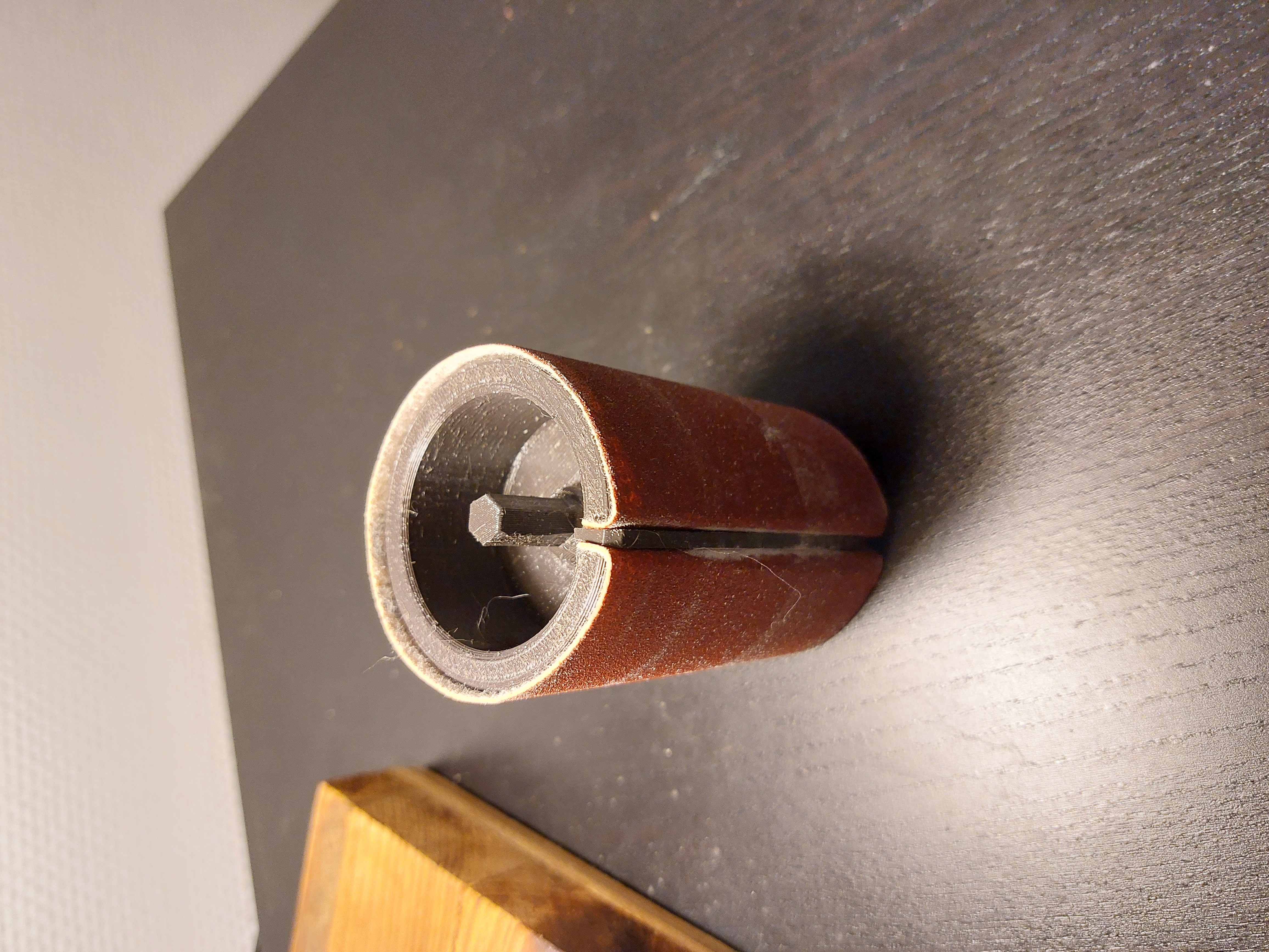 Sanding drum core