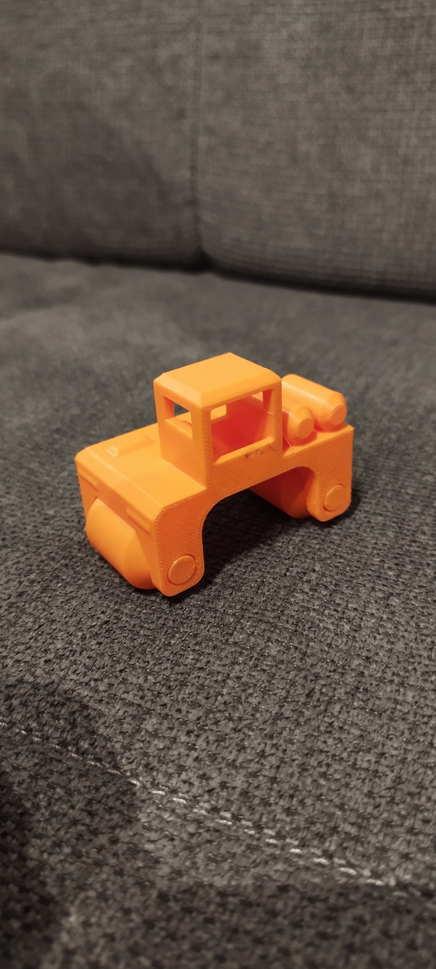 Road roller