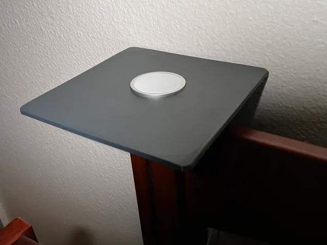 Bunk Bed Post Table with MagSafe