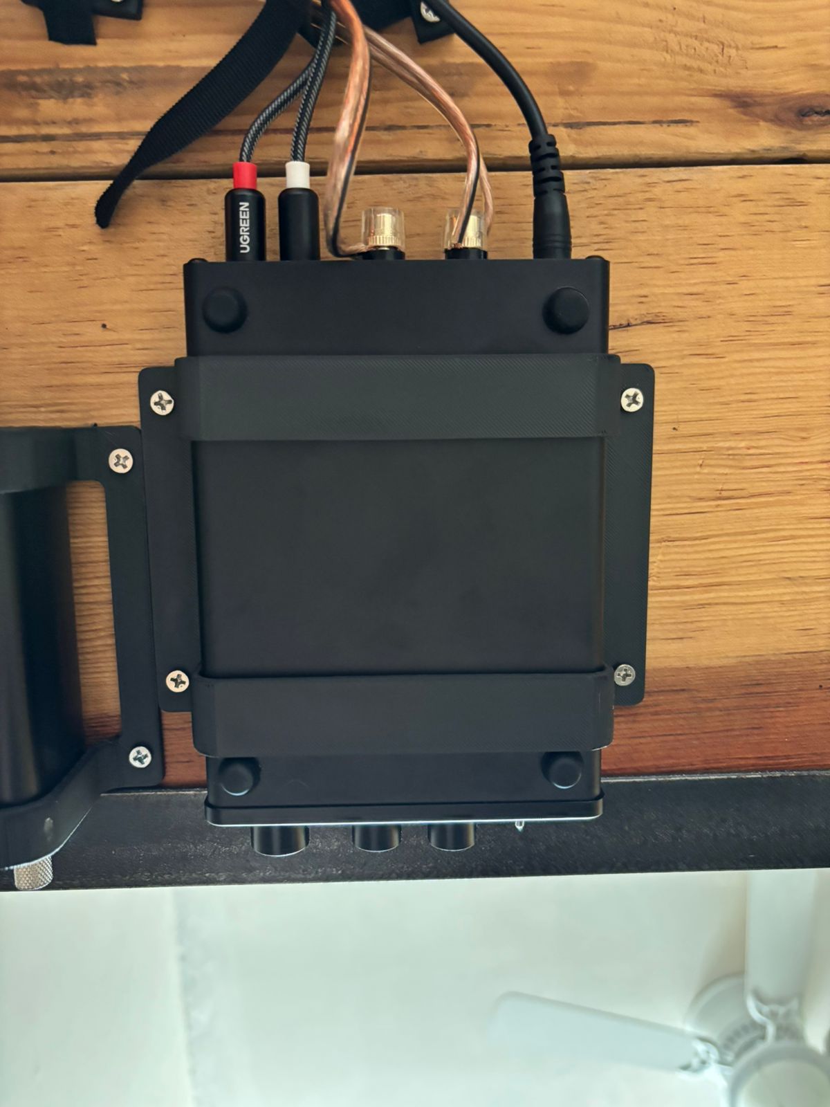 Fosi Audio TB10D under desk mount