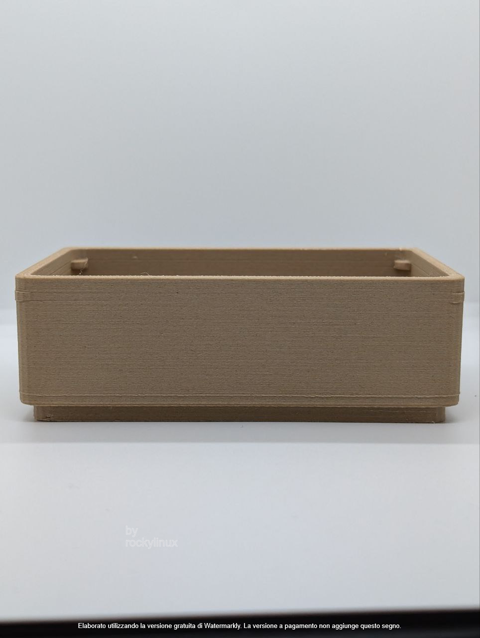 Miniatura 4 do modelo 3D Travel Box: Compact, Stackable, and Elegant