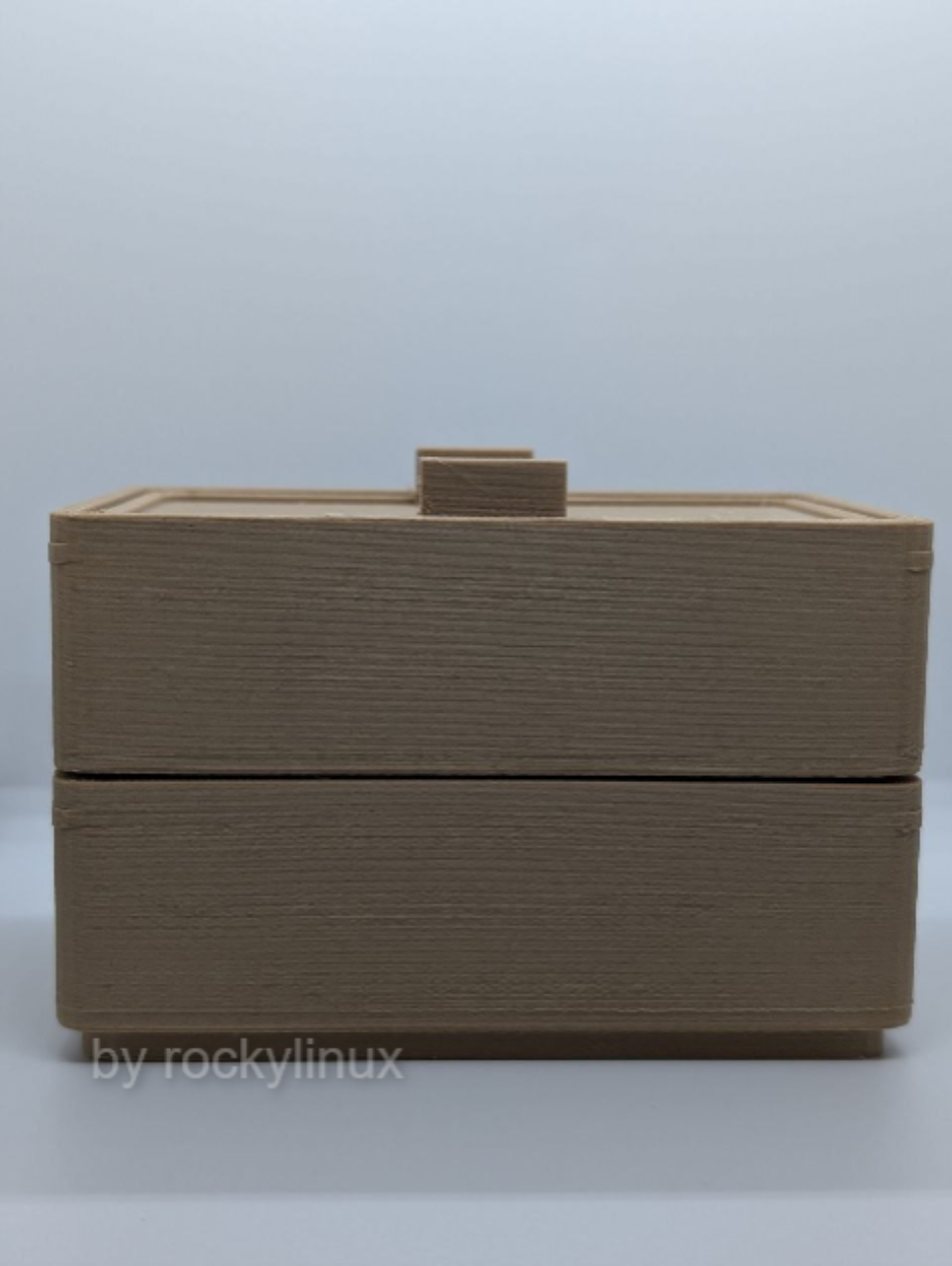 Miniatura 6 do modelo 3D Travel Box: Compact, Stackable, and Elegant
