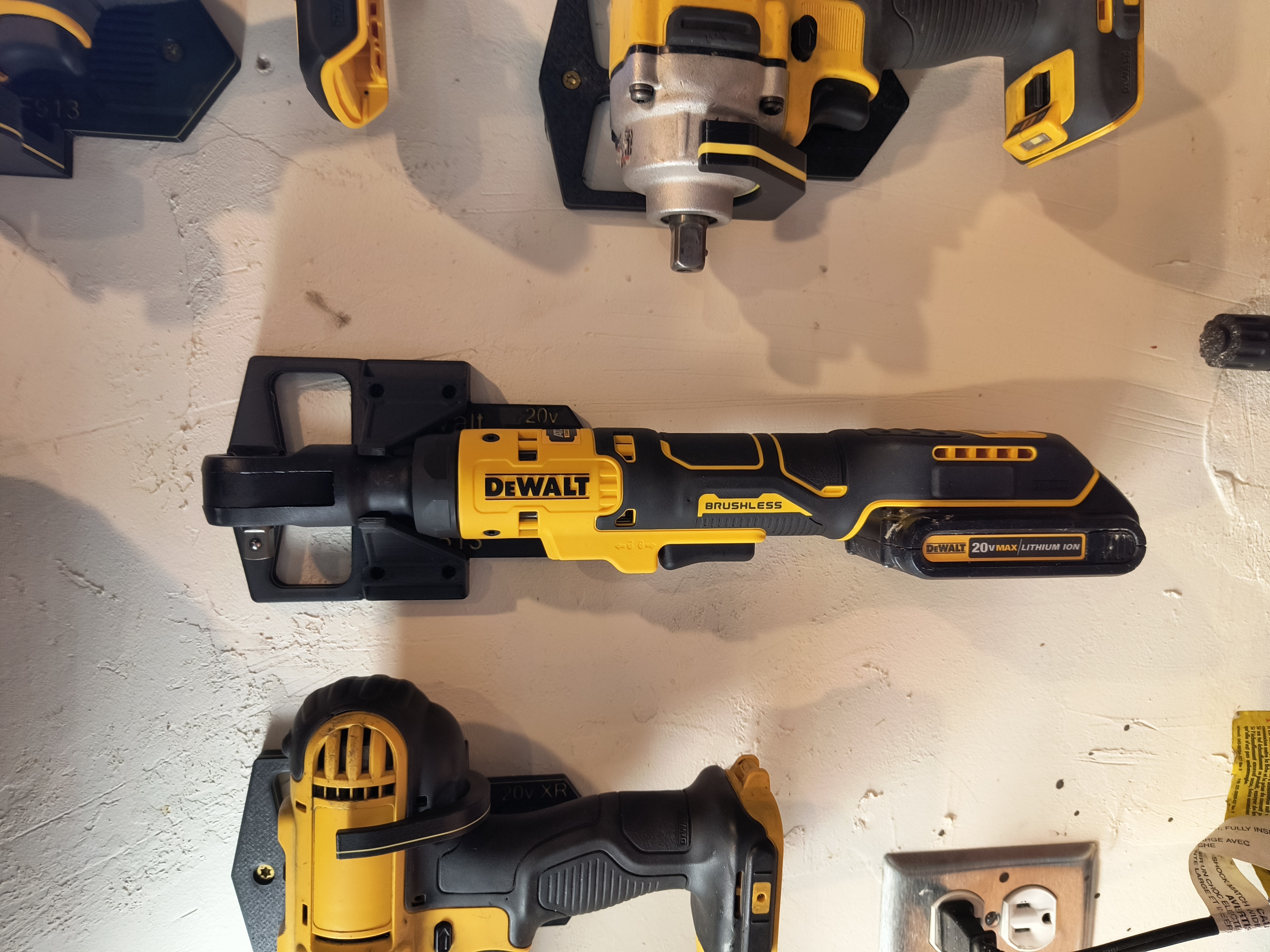 DeWalt DCF513 20v 3/8" Ratchet Wall Mount — miniatura 2