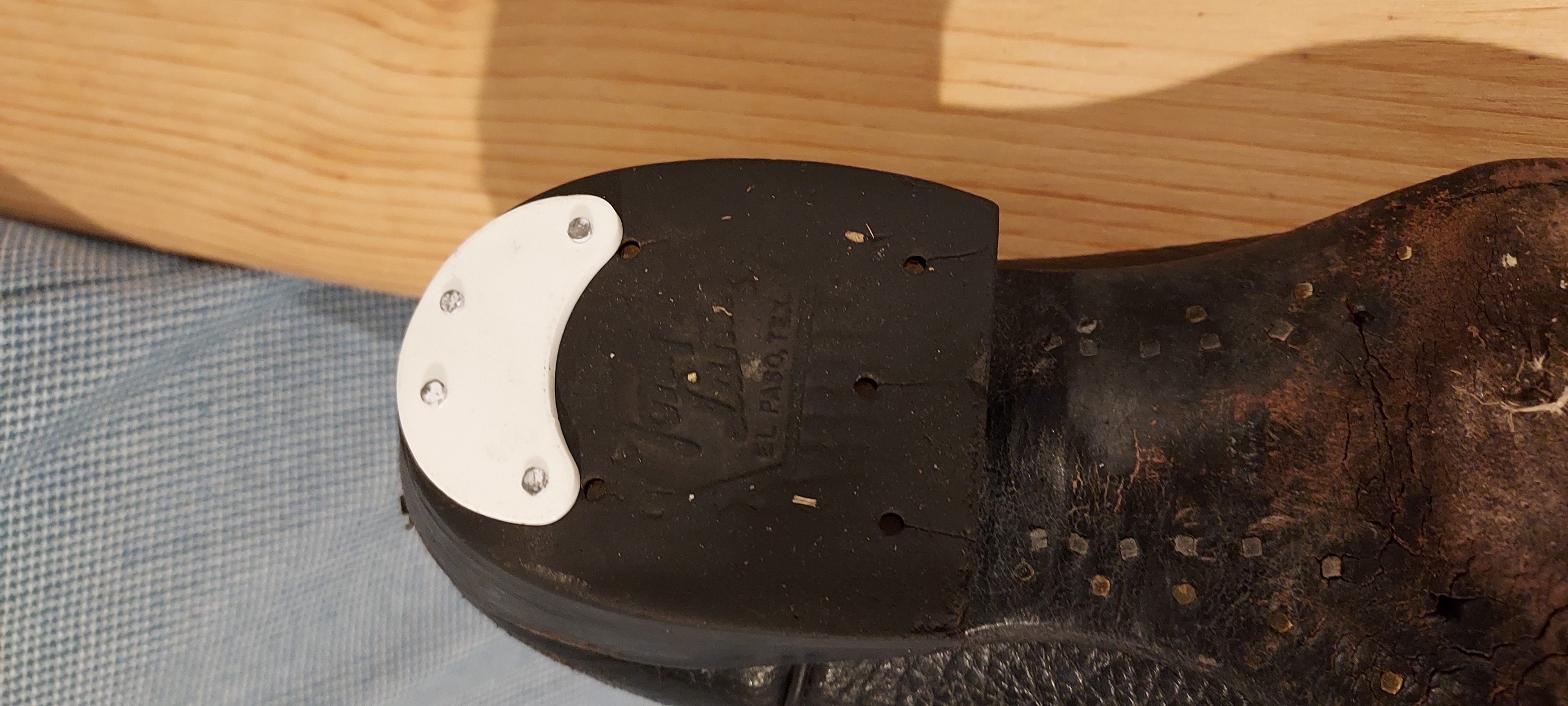Heel Saver - For Men's or Women's Shoes