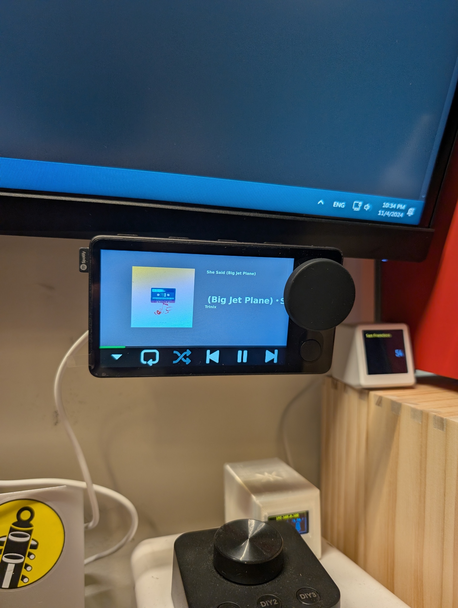 Spotify Car Thing / Desk Thing monitor mount by Ophir Yahalom