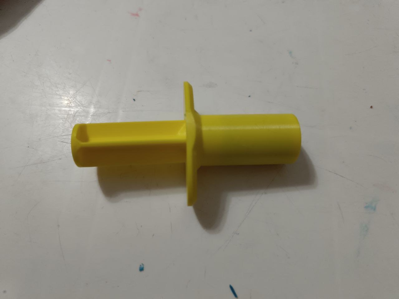 Tube with plunger for Star-shaped Play-Doh