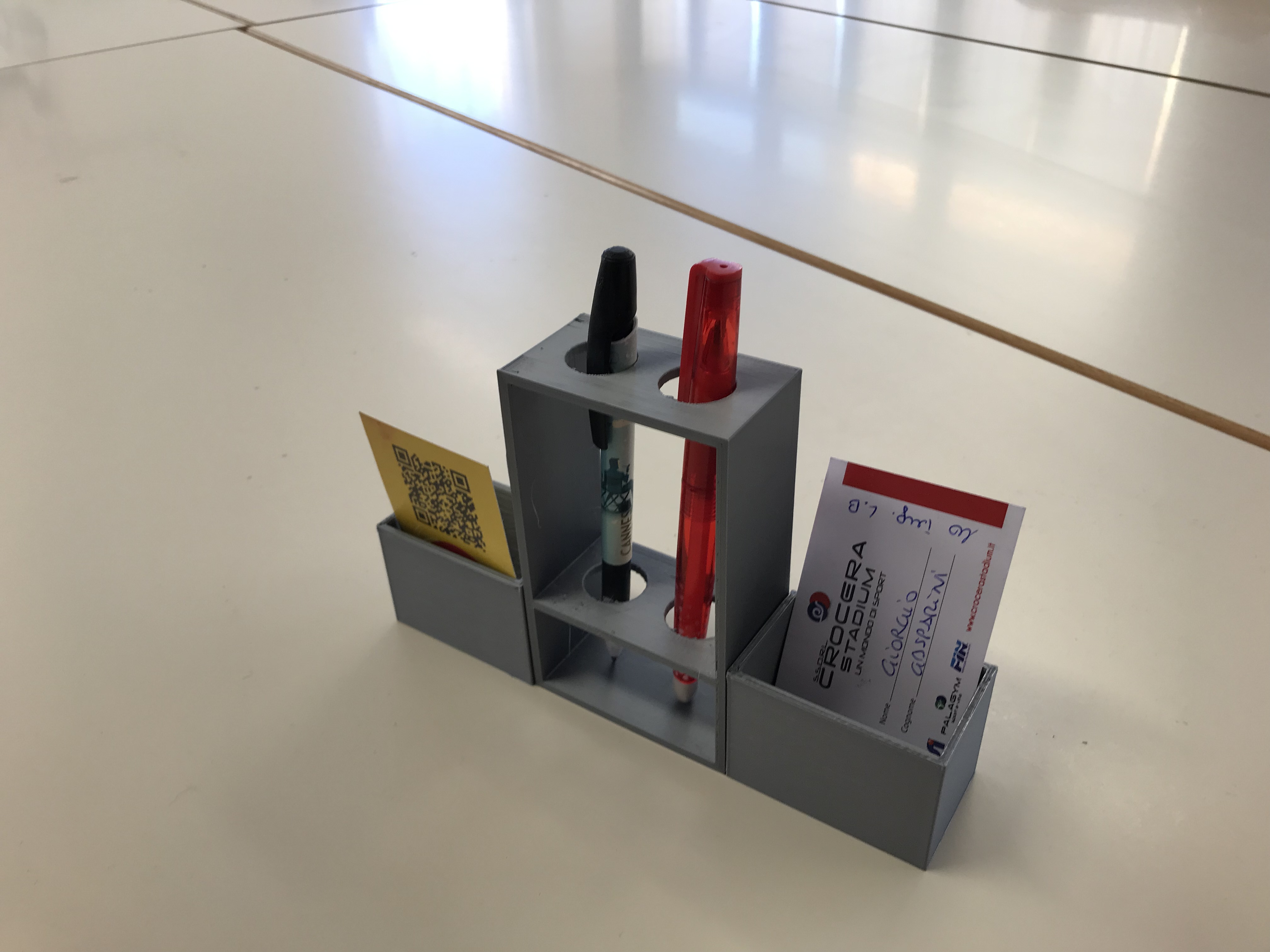 Pen holder