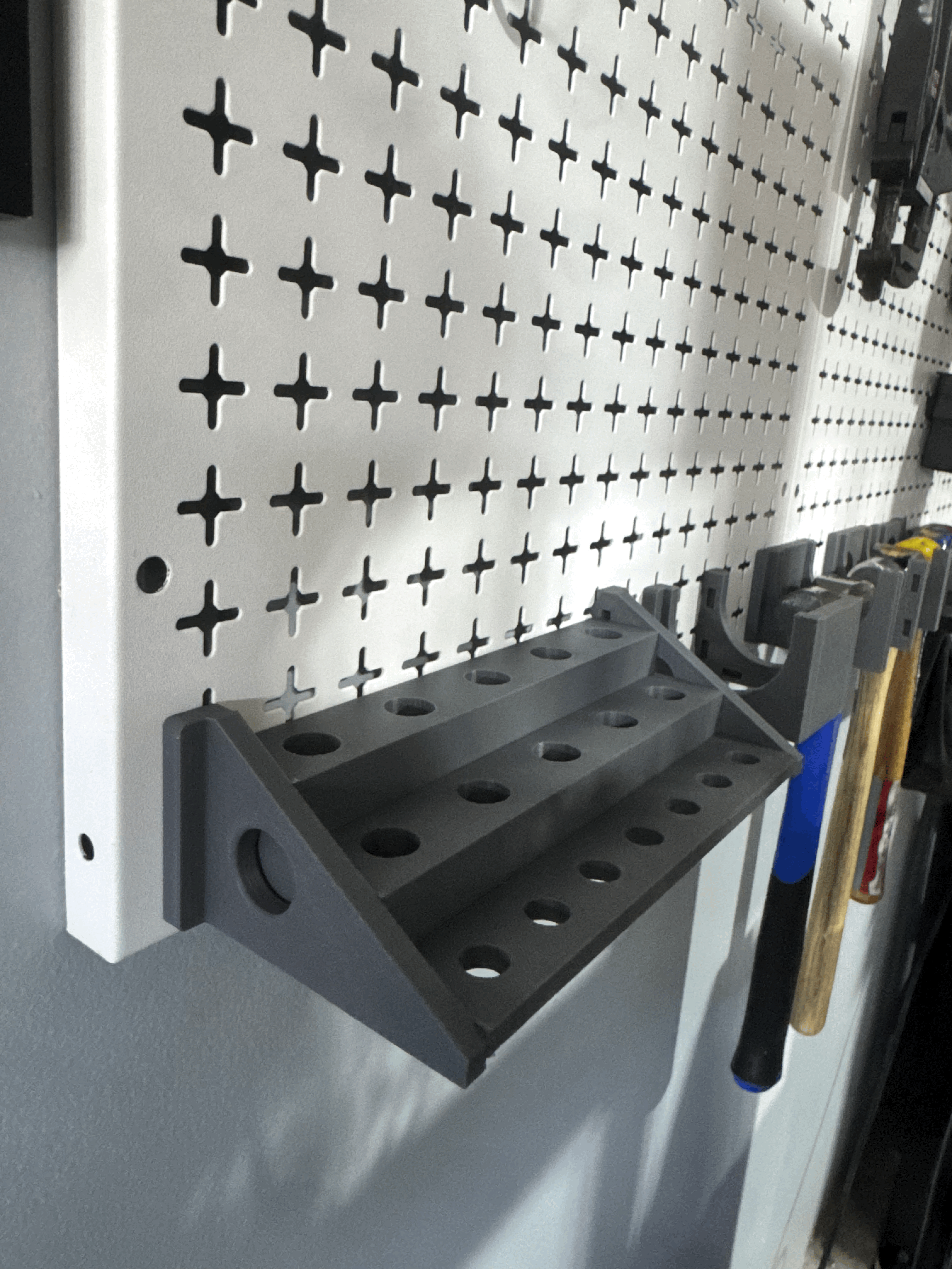Vevor Pegboard DDD Wall Control Sidepieces 3D model thumbnail