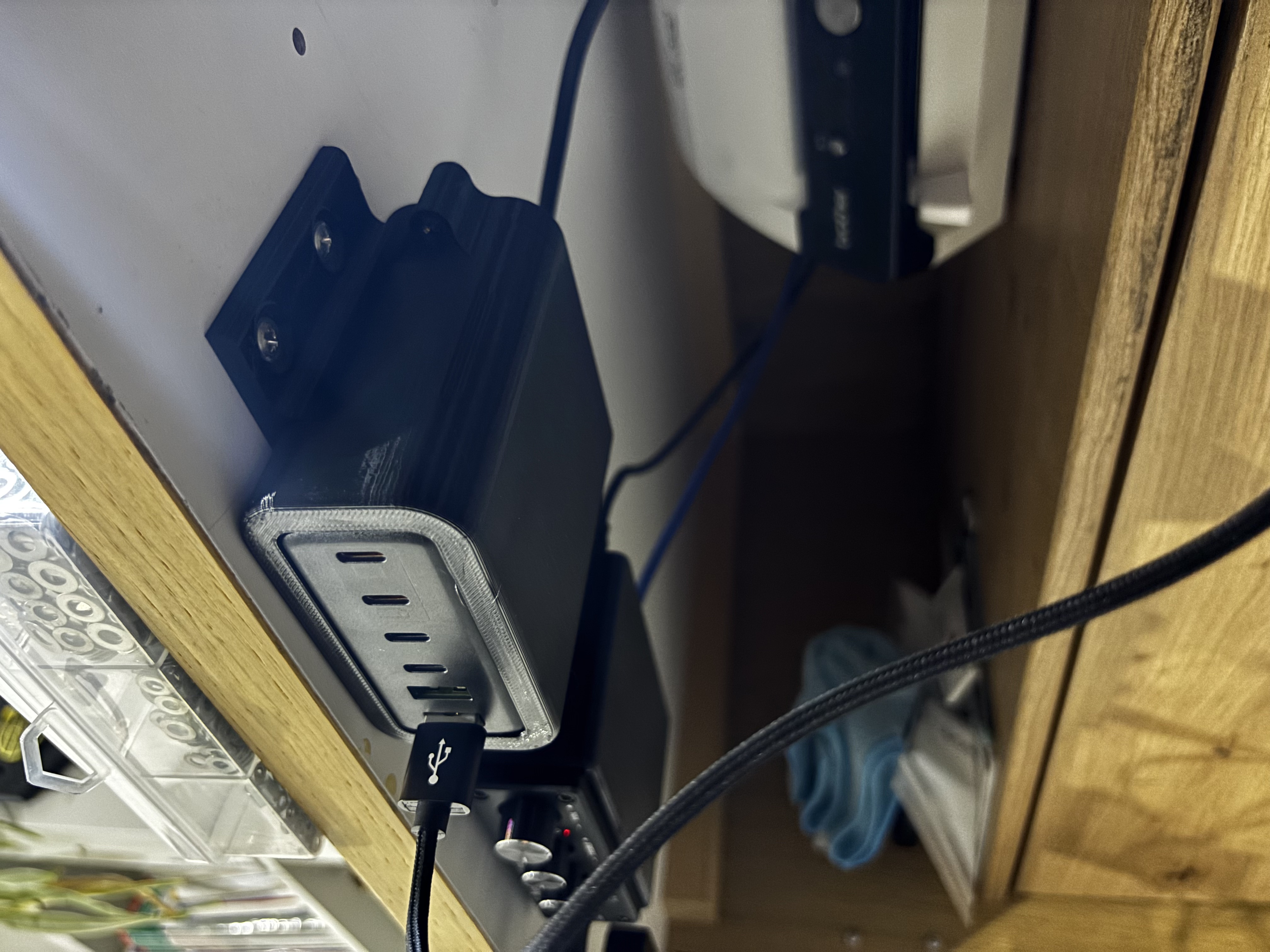 FINIBO 220W Charger holder
