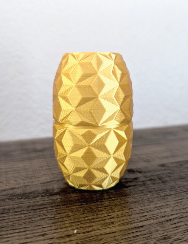 Geodesic Twist Container 40mm Diameter. 2 parts. Ready to print.