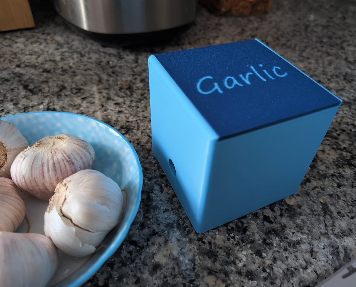 Garlic Keeper