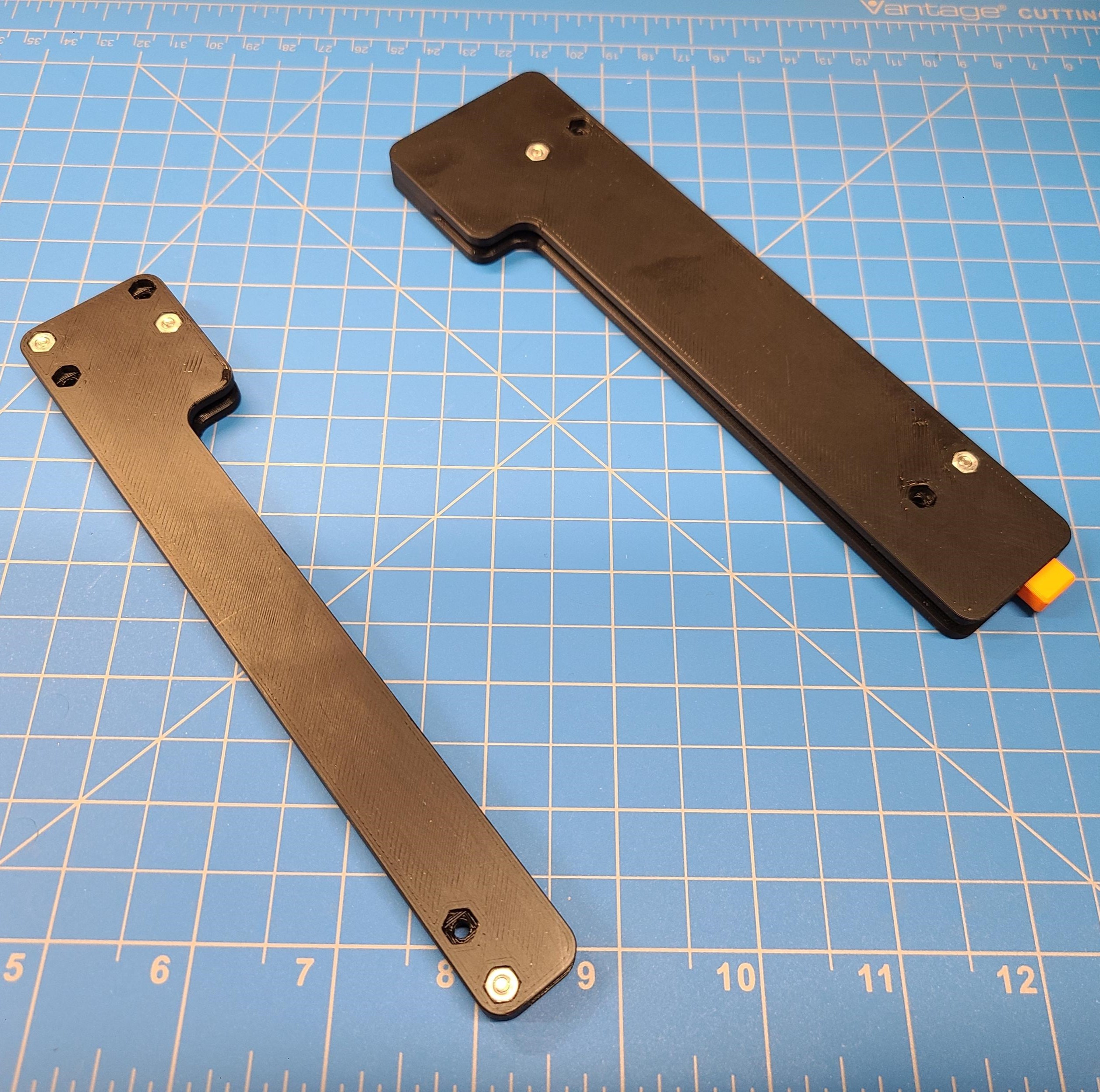 Expandable Steel Sheet Holder (Voron V0 120mm)