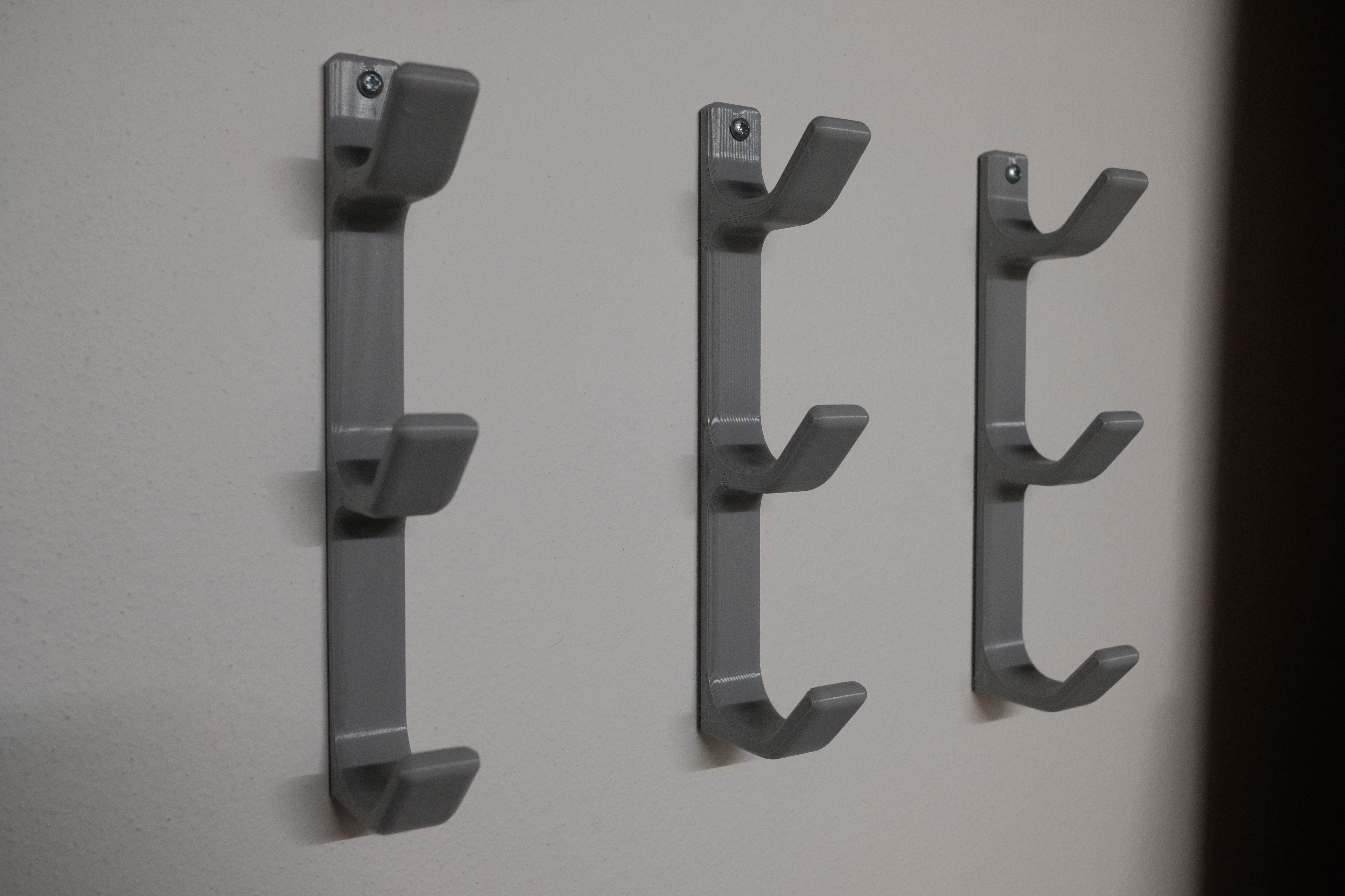 Triple hook