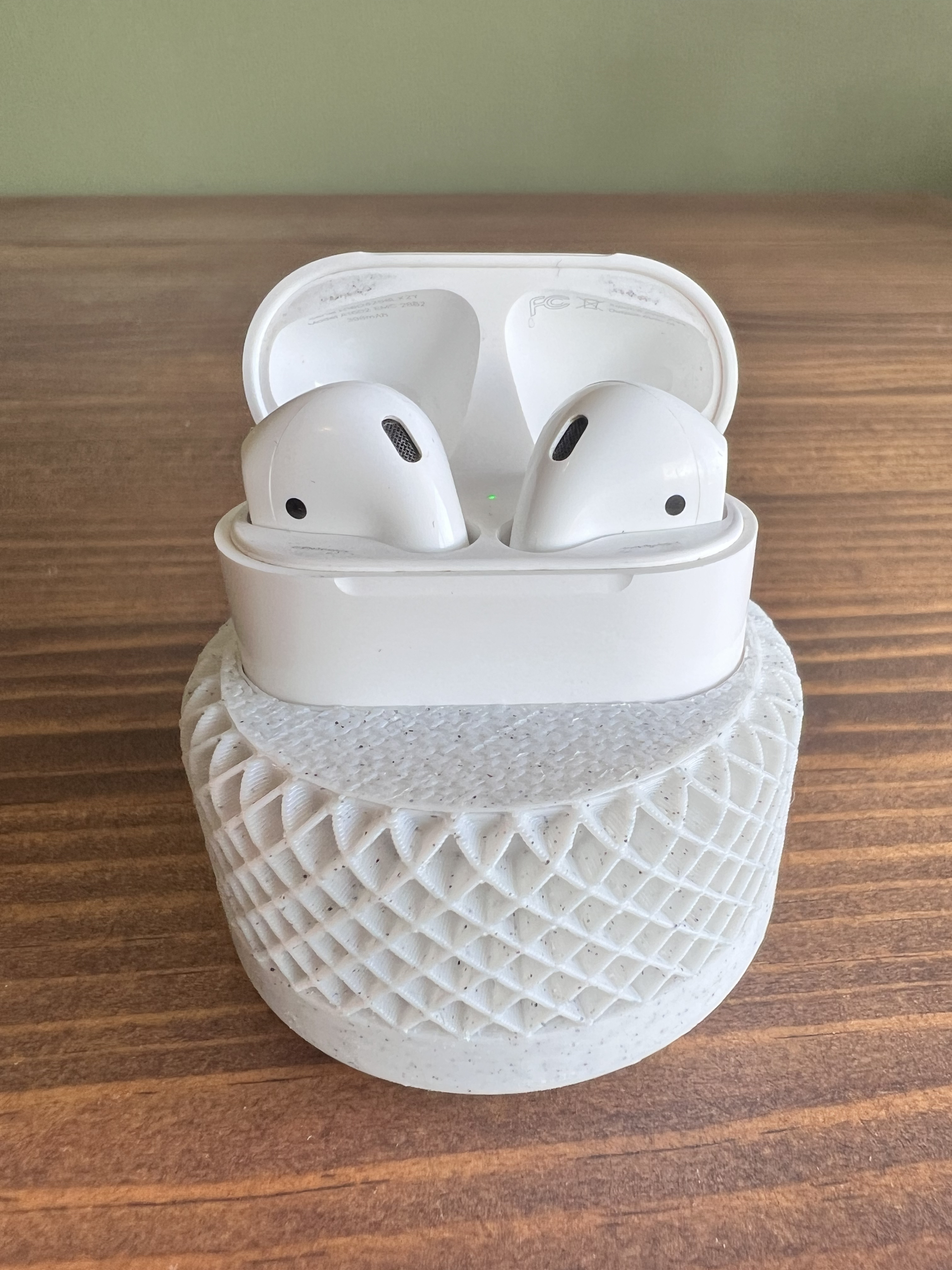 base de escritorio para airpods 1gen - 2gen ( DOCK)