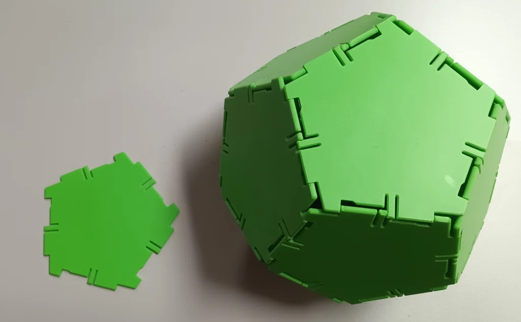 Miniatura 2 do modelo 3D Polydron Panels Party
