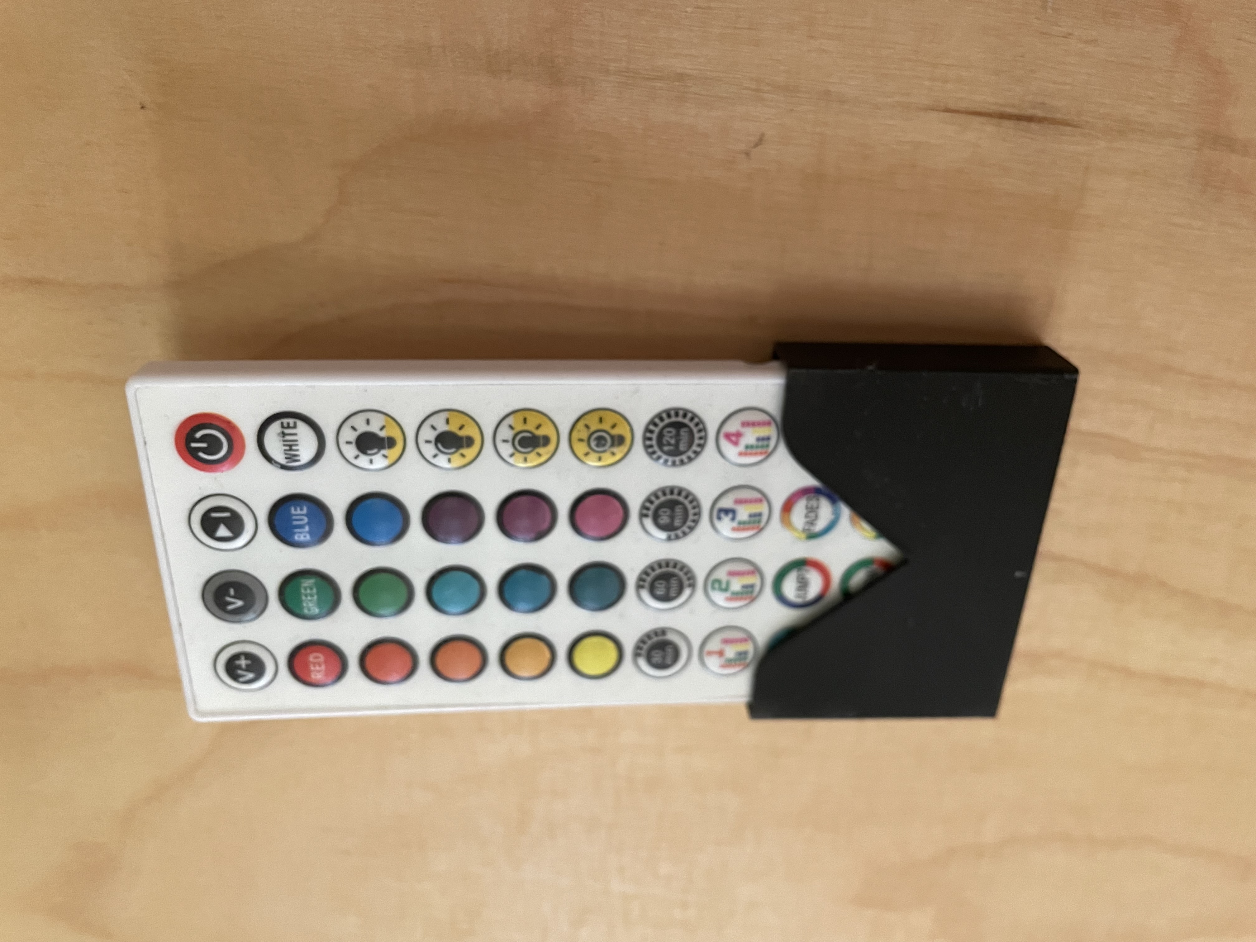 Miniatura 2 do modelo 3D LED remote control holder