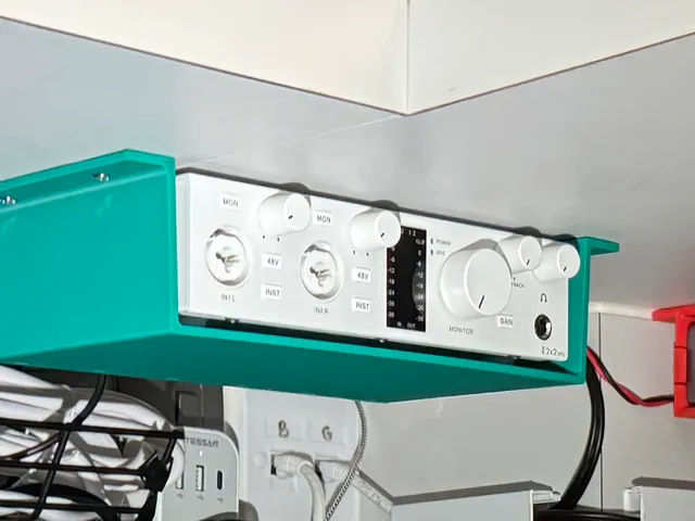 Topping E2x2 Desk Mount with Cable Management